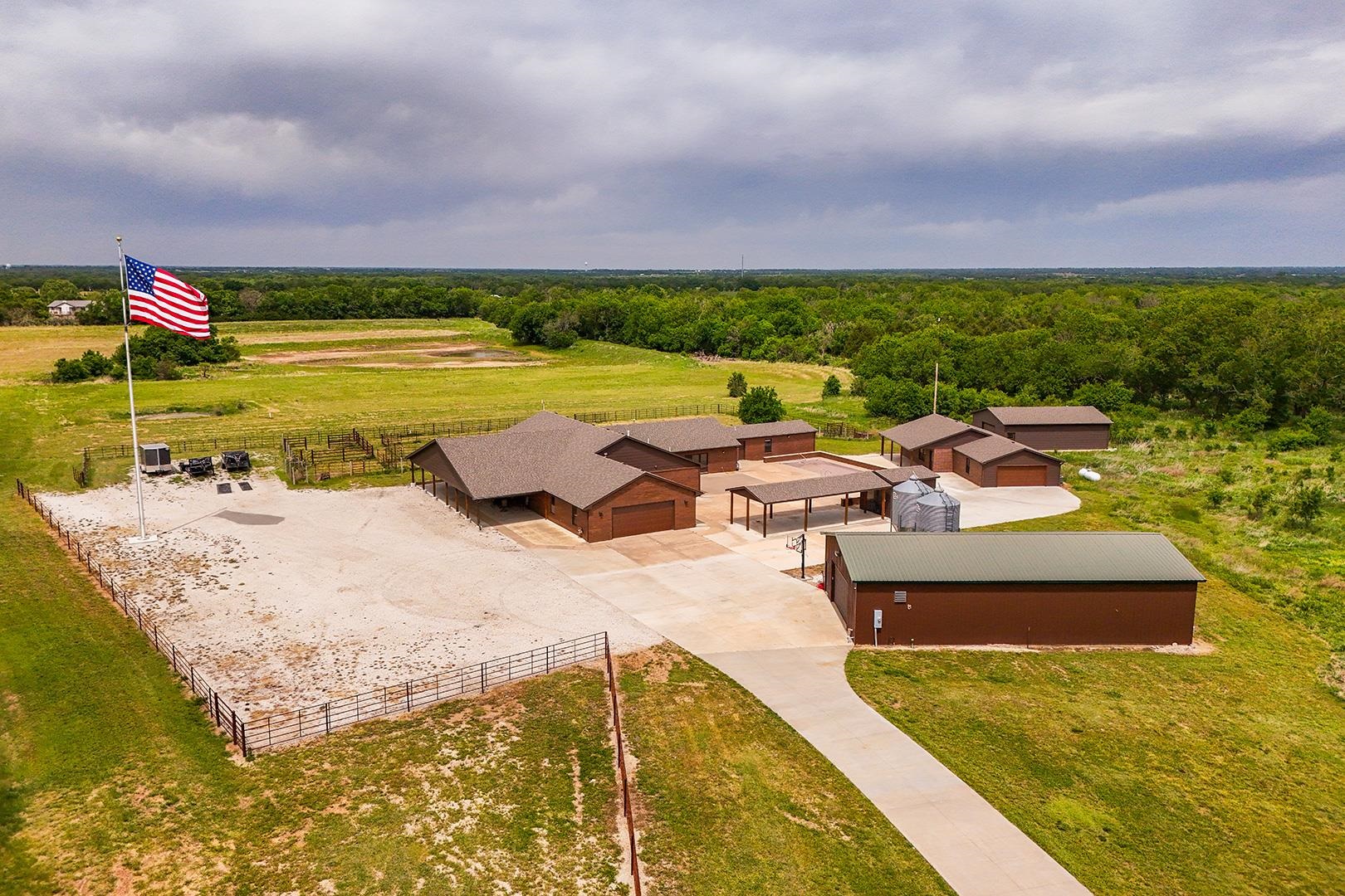 3496 SW 100th Augusta KS 67010