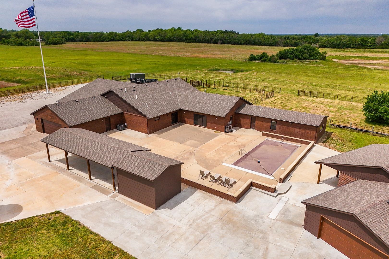 3496 SW 100th Augusta KS 67010