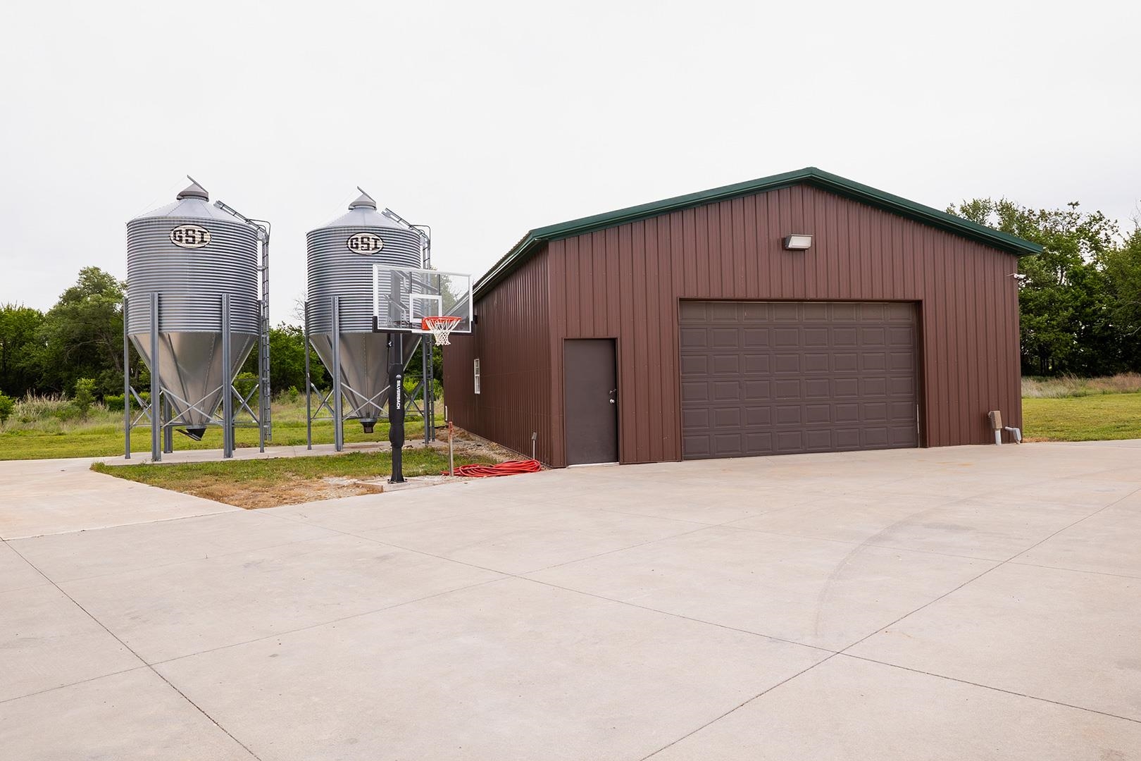 3496 SW 100th Augusta KS 67010