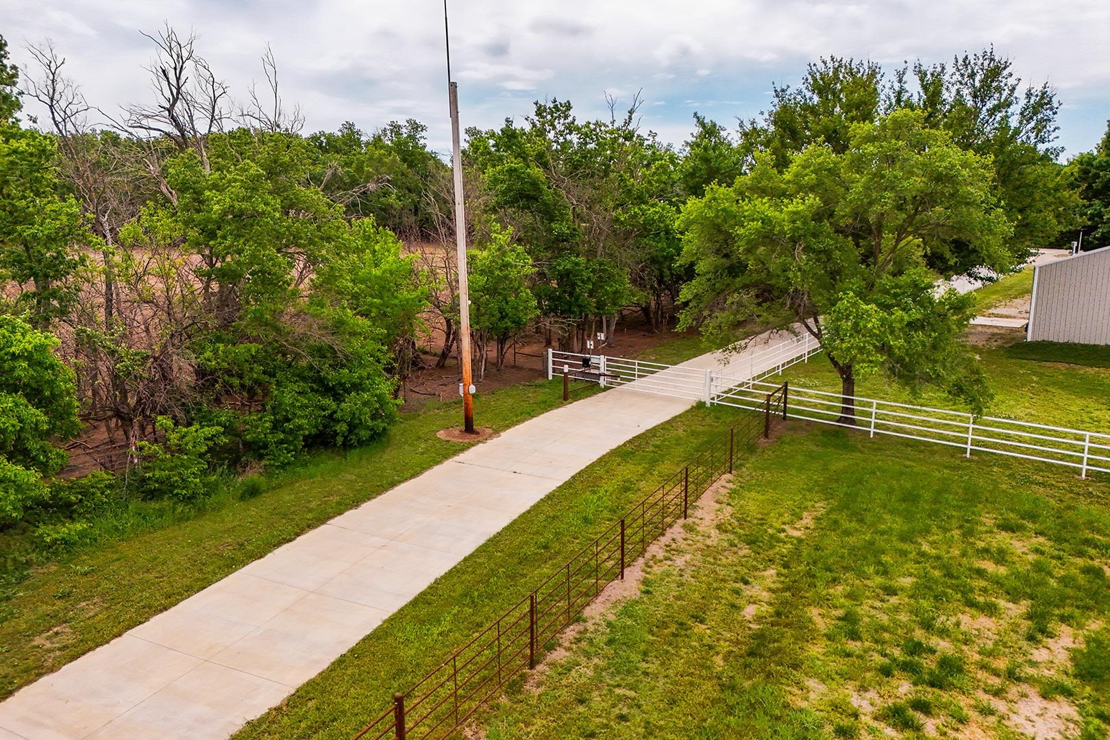 3496 SW 100th Augusta KS 67010