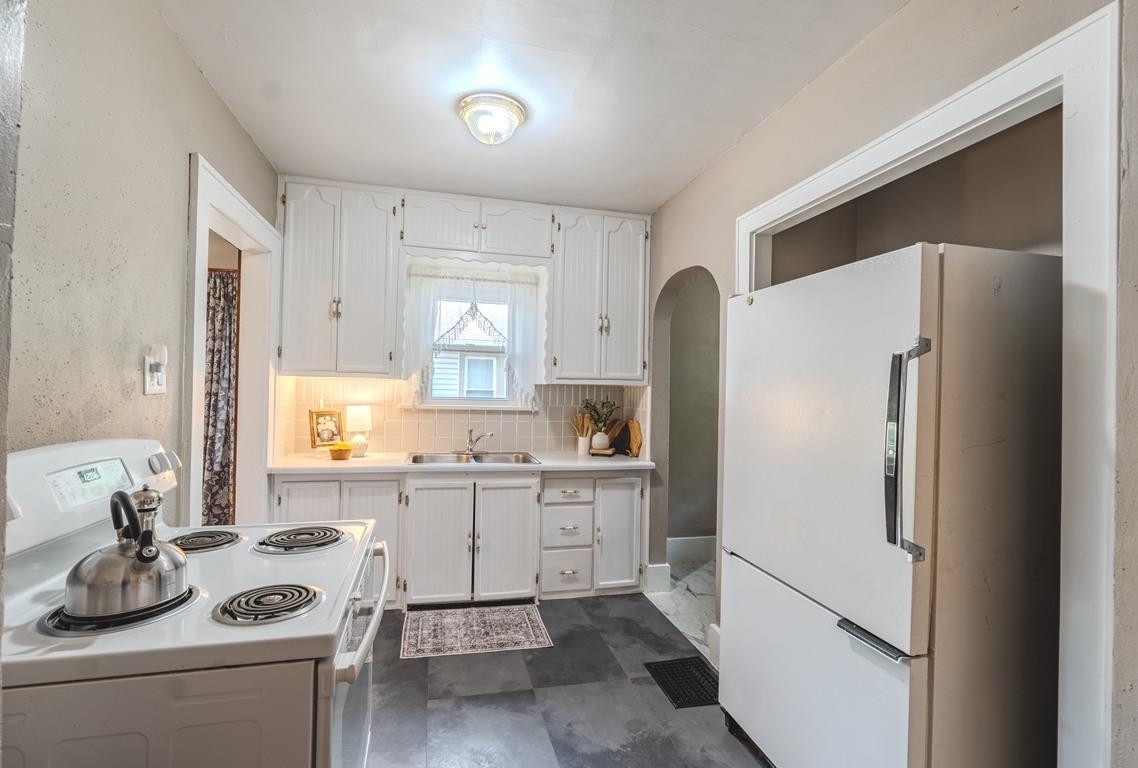 623 S Grove Drive Wichita KS 67211