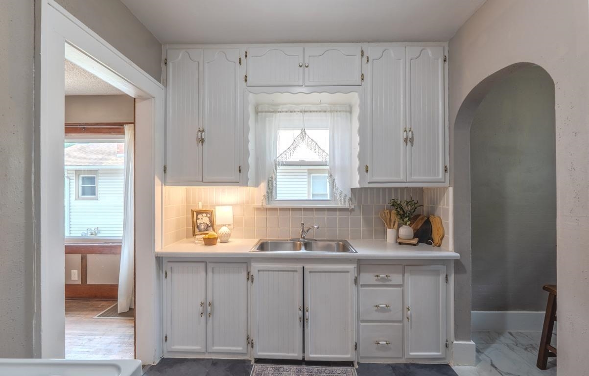 623 S Grove Drive Wichita KS 67211