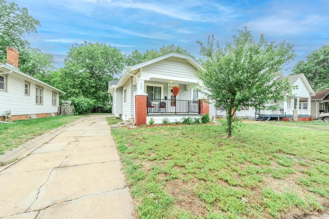 623 S Grove Drive Wichita KS 67211