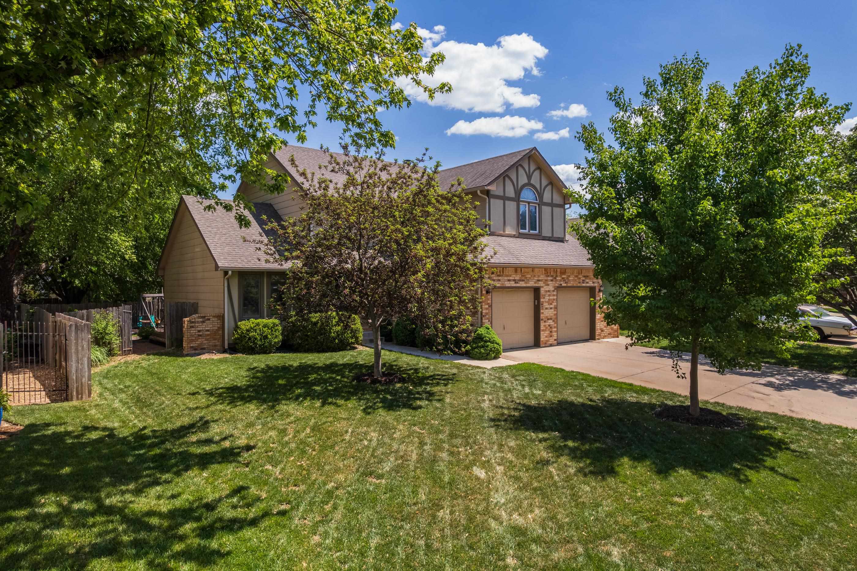 204 S Crosswood Lane Derby KS 67037
