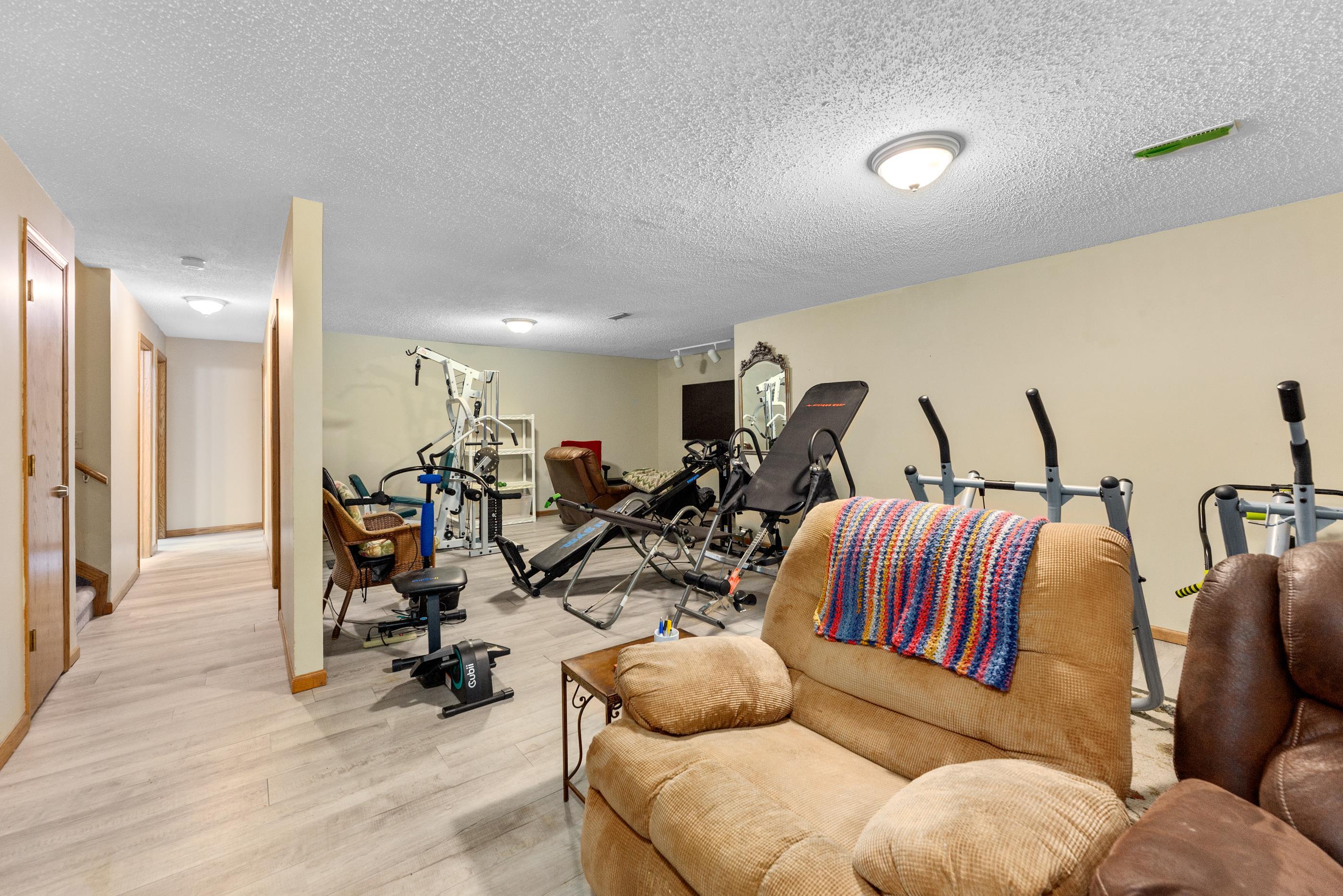 204 S Crosswood Lane Derby KS 67037