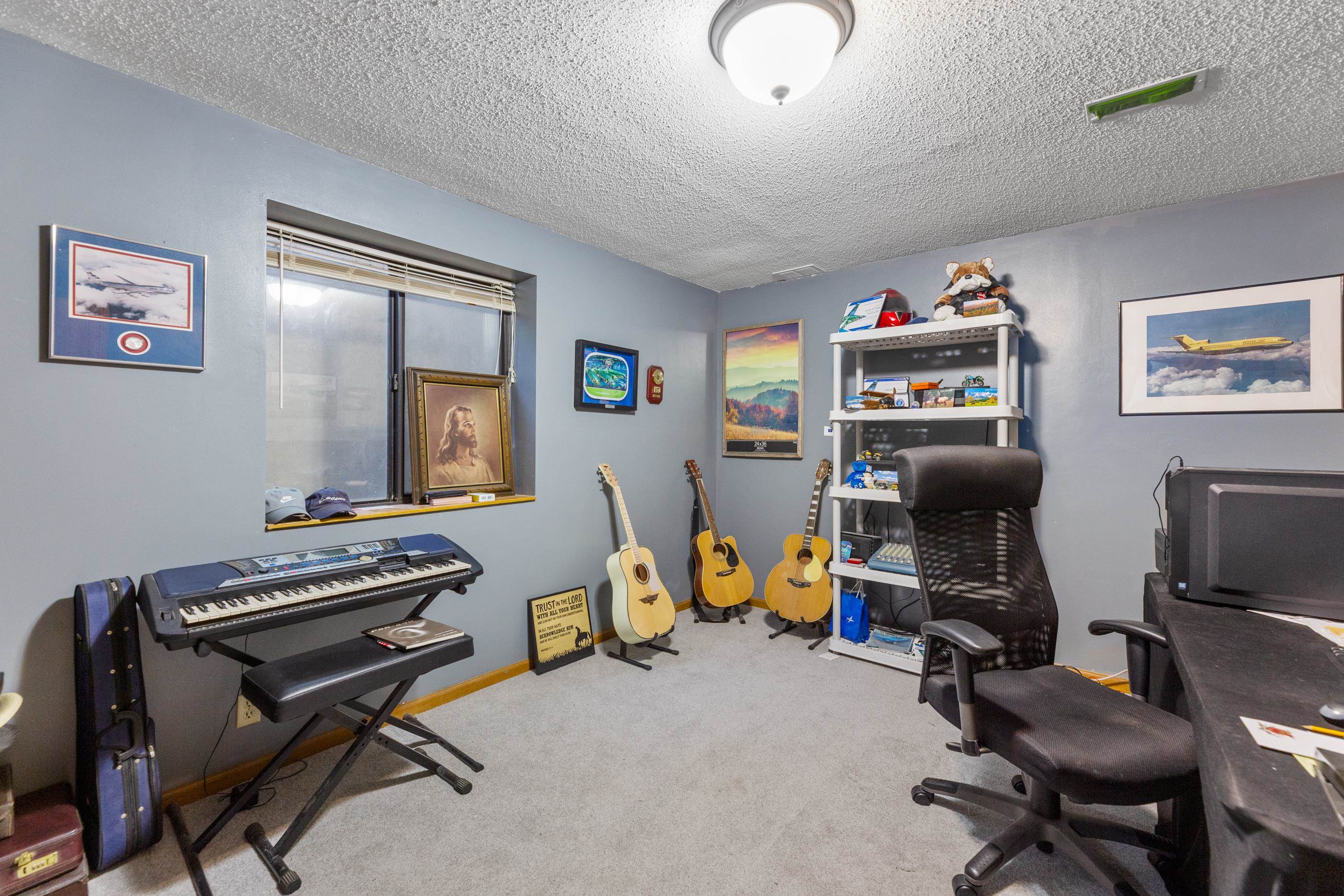 204 S Crosswood Lane Derby KS 67037