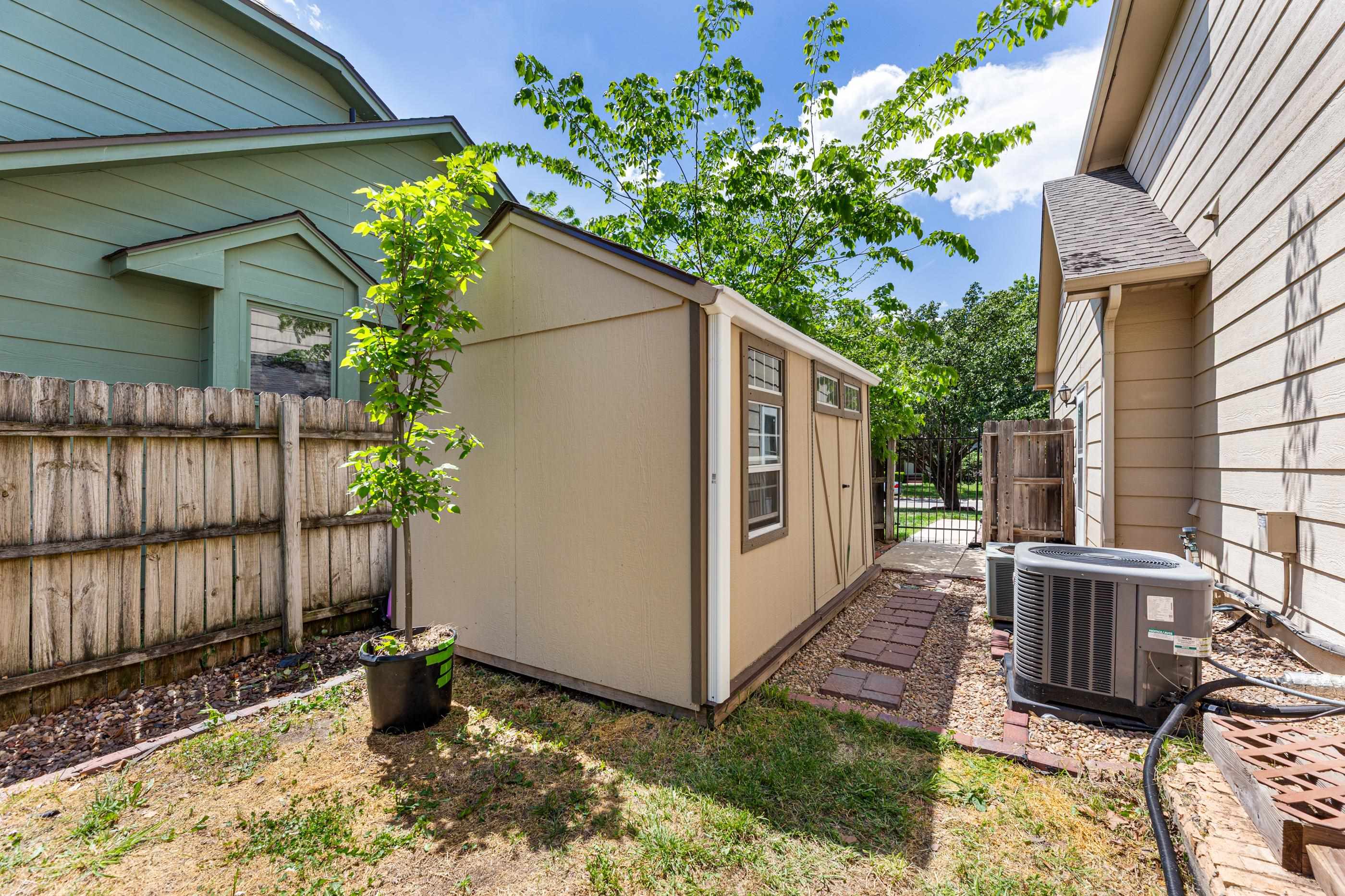 204 S Crosswood Lane Derby KS 67037