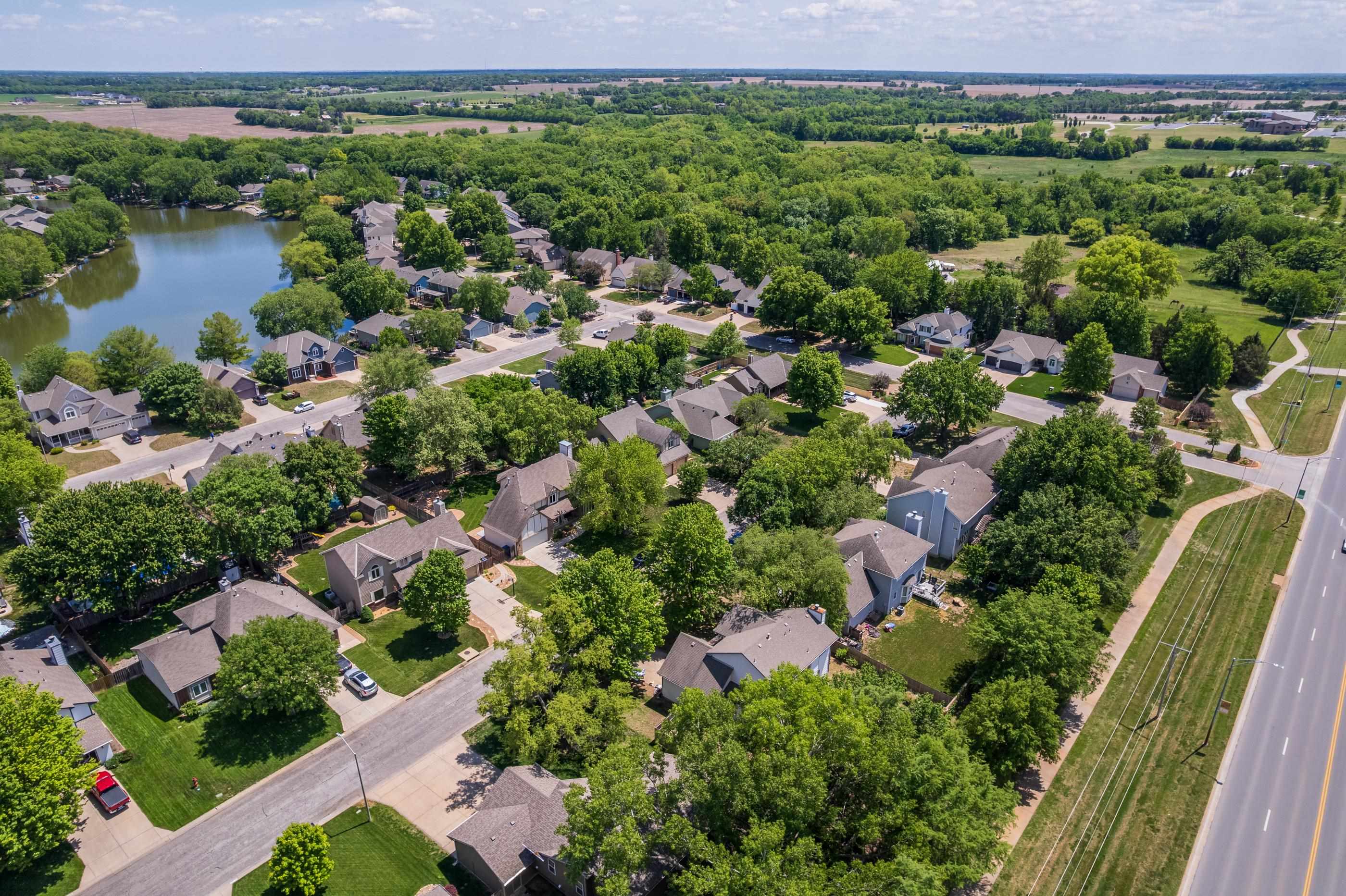 204 S Crosswood Lane Derby KS 67037