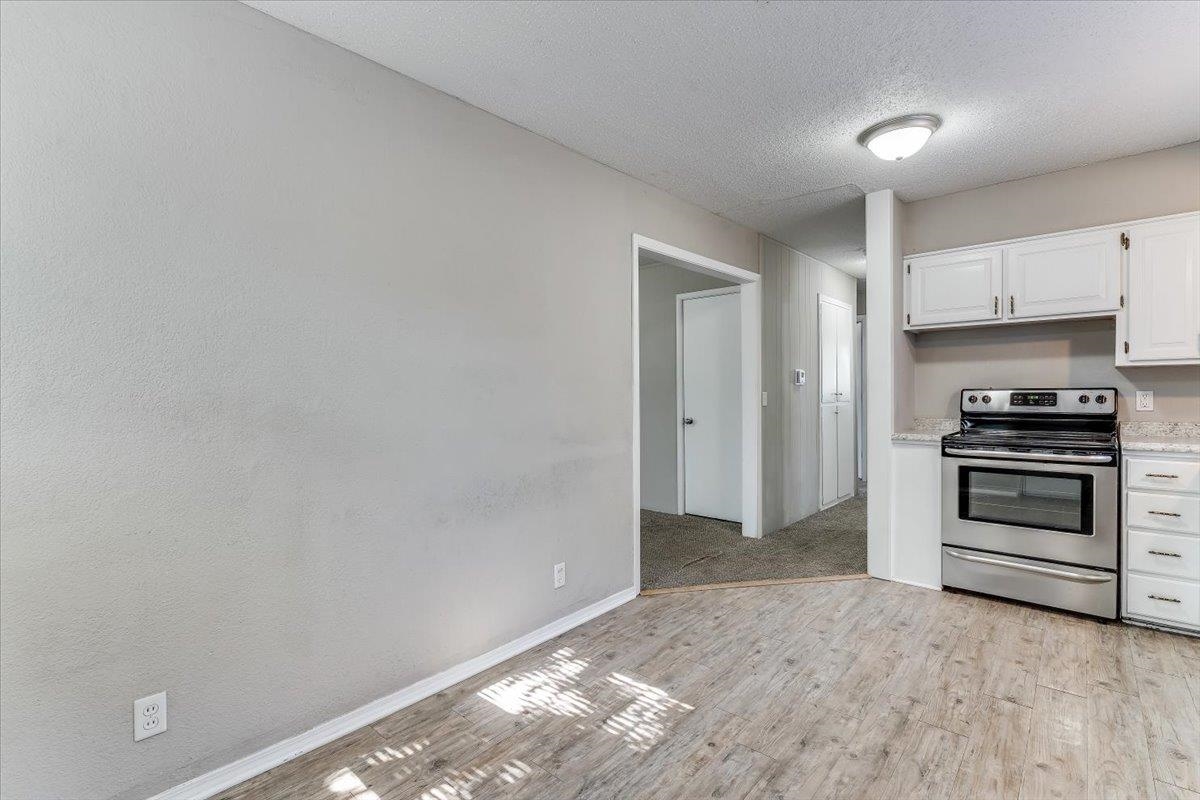 2203 W Lotus Wichita KS 67213