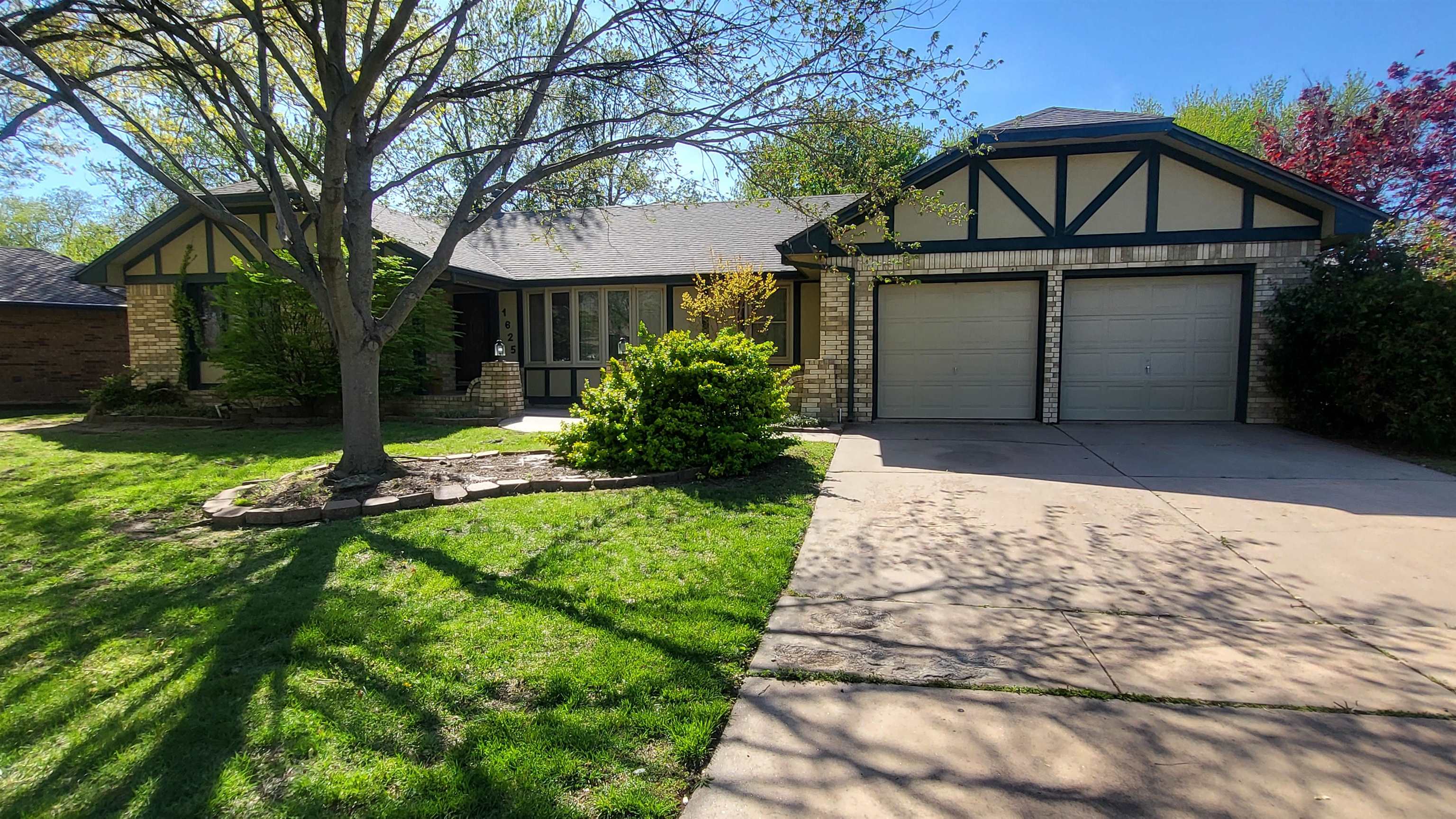 1625 N Amarado Wichita KS 67212