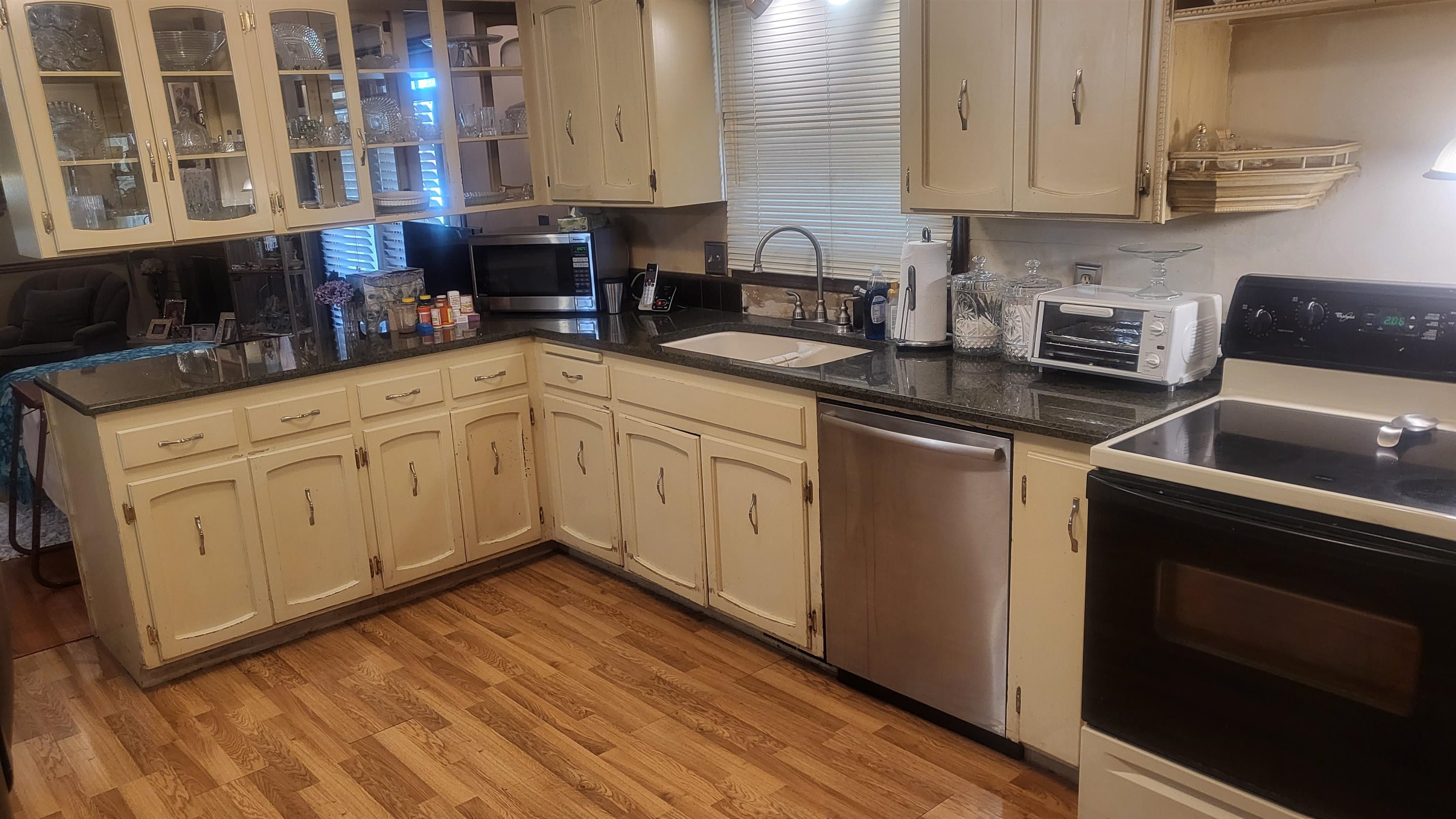1625 N Amarado Wichita KS 67212