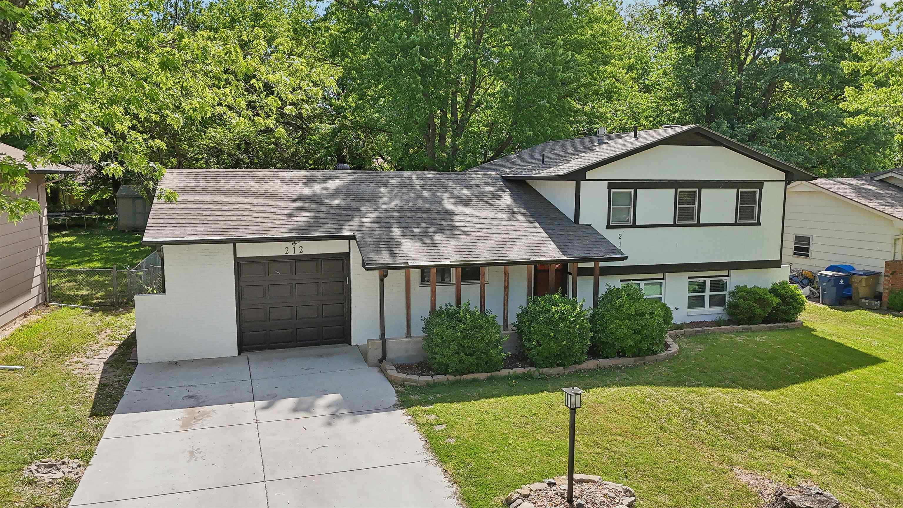 212 S Lauber Lane Derby KS 67037