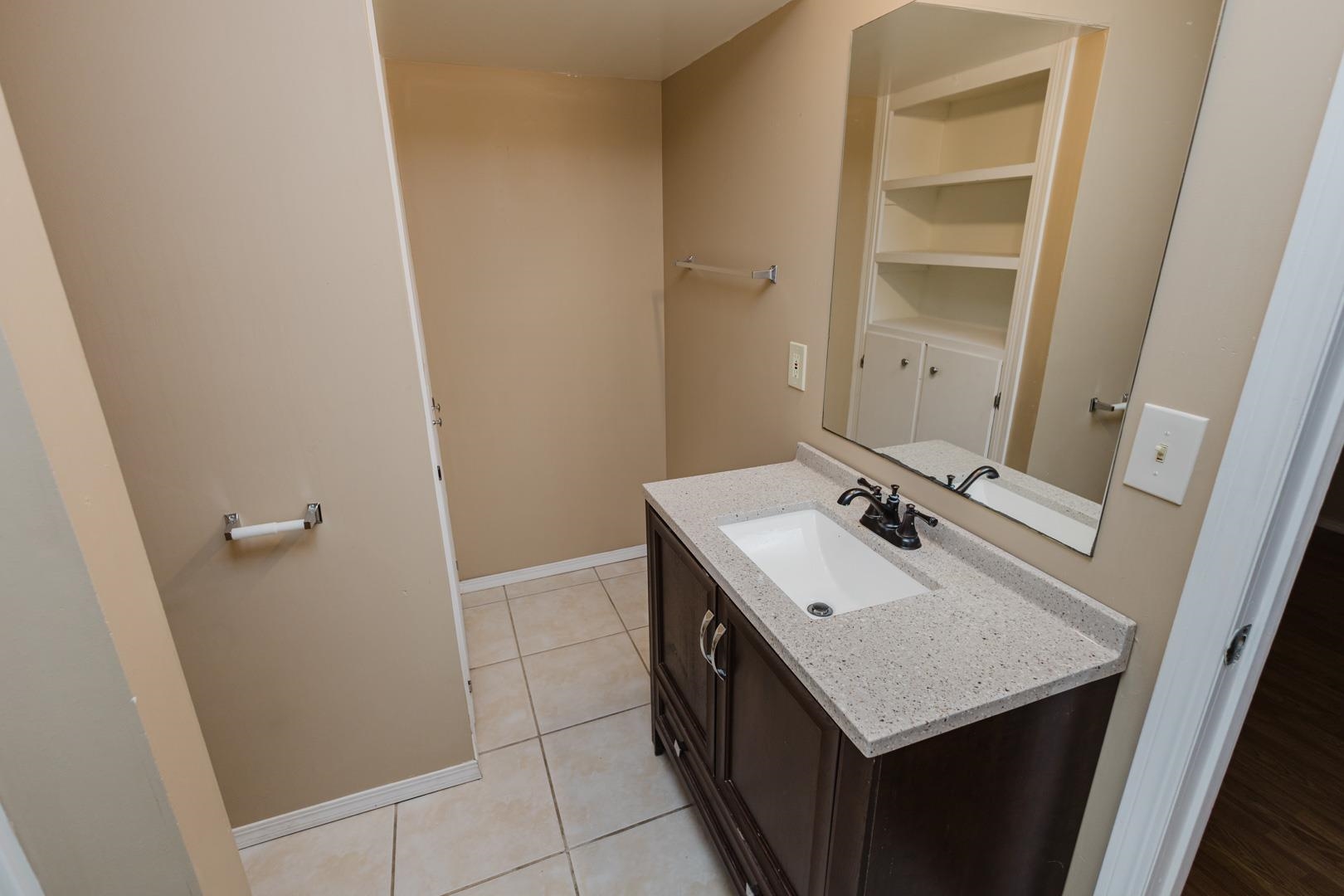 3124 N Brookfield Wichita KS 67226