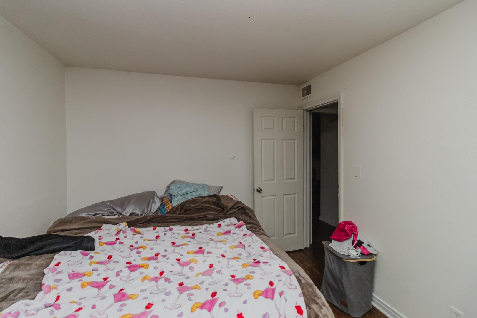 5811 E Skinner Wichita KS 67218
