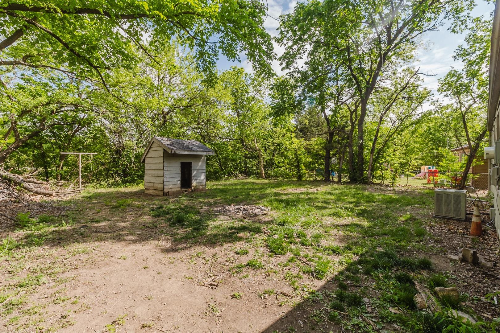 5811 E Skinner Wichita KS 67218
