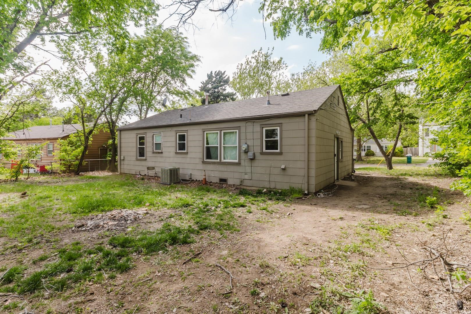 5811 E Skinner Wichita KS 67218