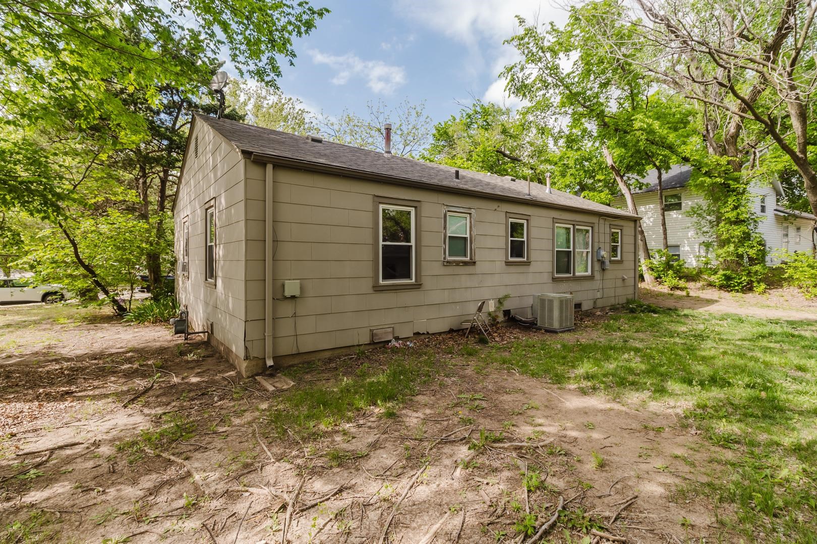 5811 E Skinner Wichita KS 67218