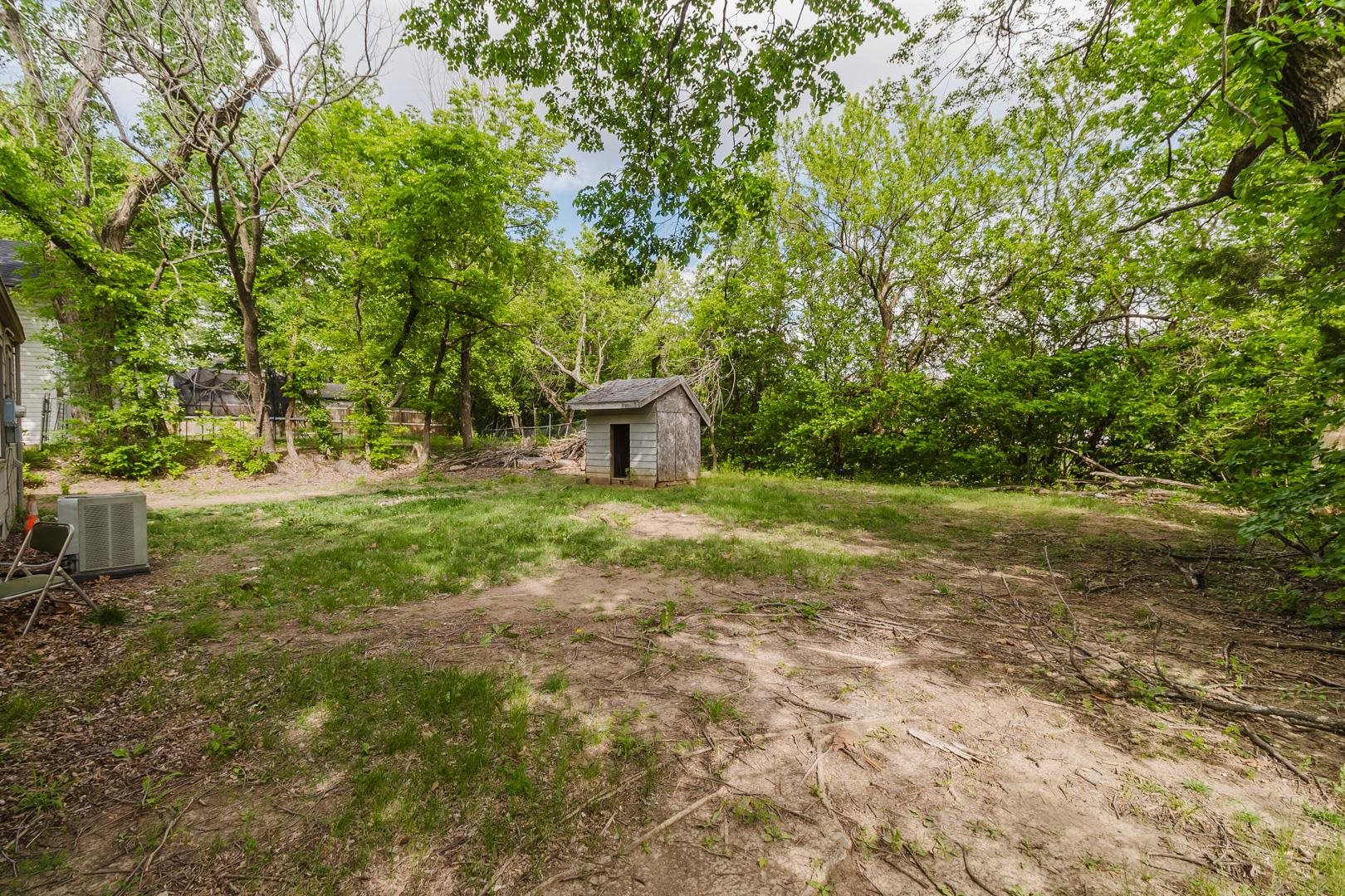5811 E Skinner Wichita KS 67218