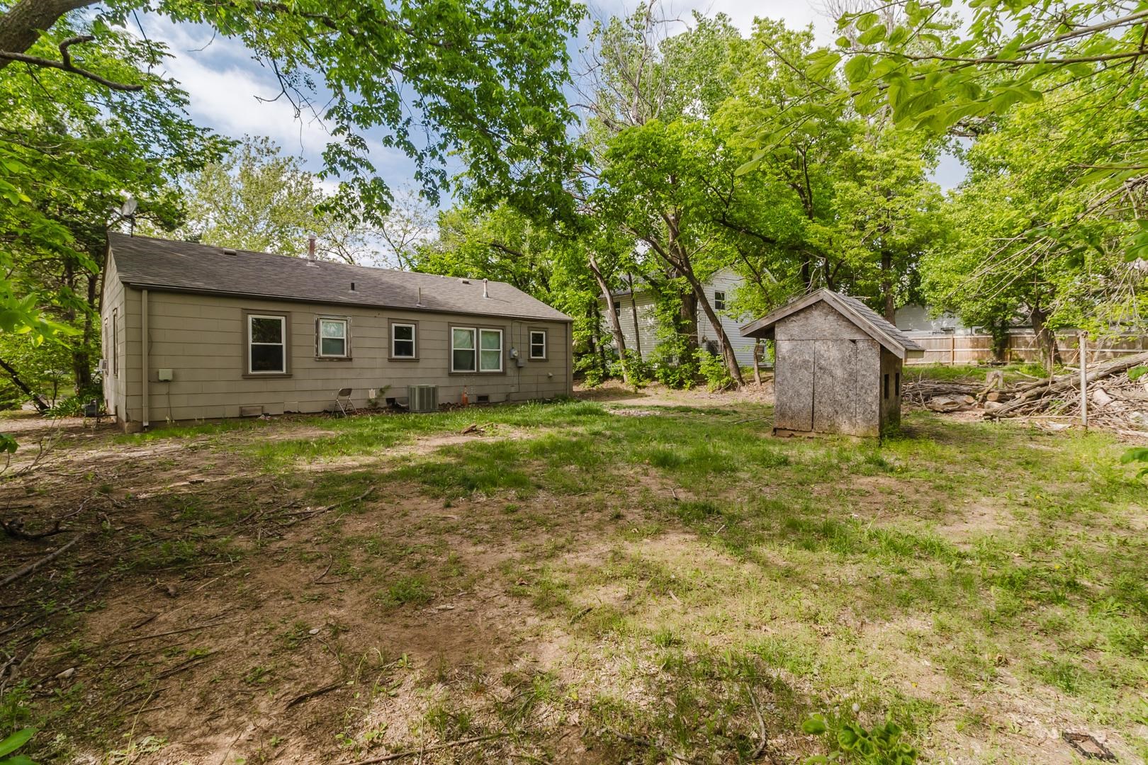 5811 E Skinner Wichita KS 67218