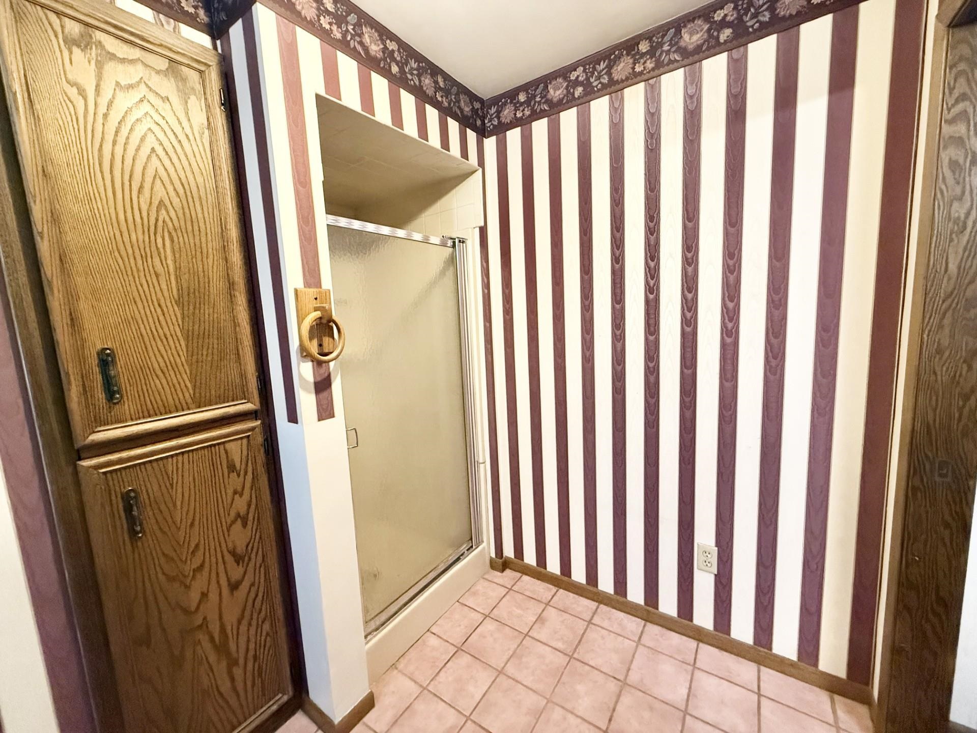 3235 S Gordon Avenue Wichita KS 67217