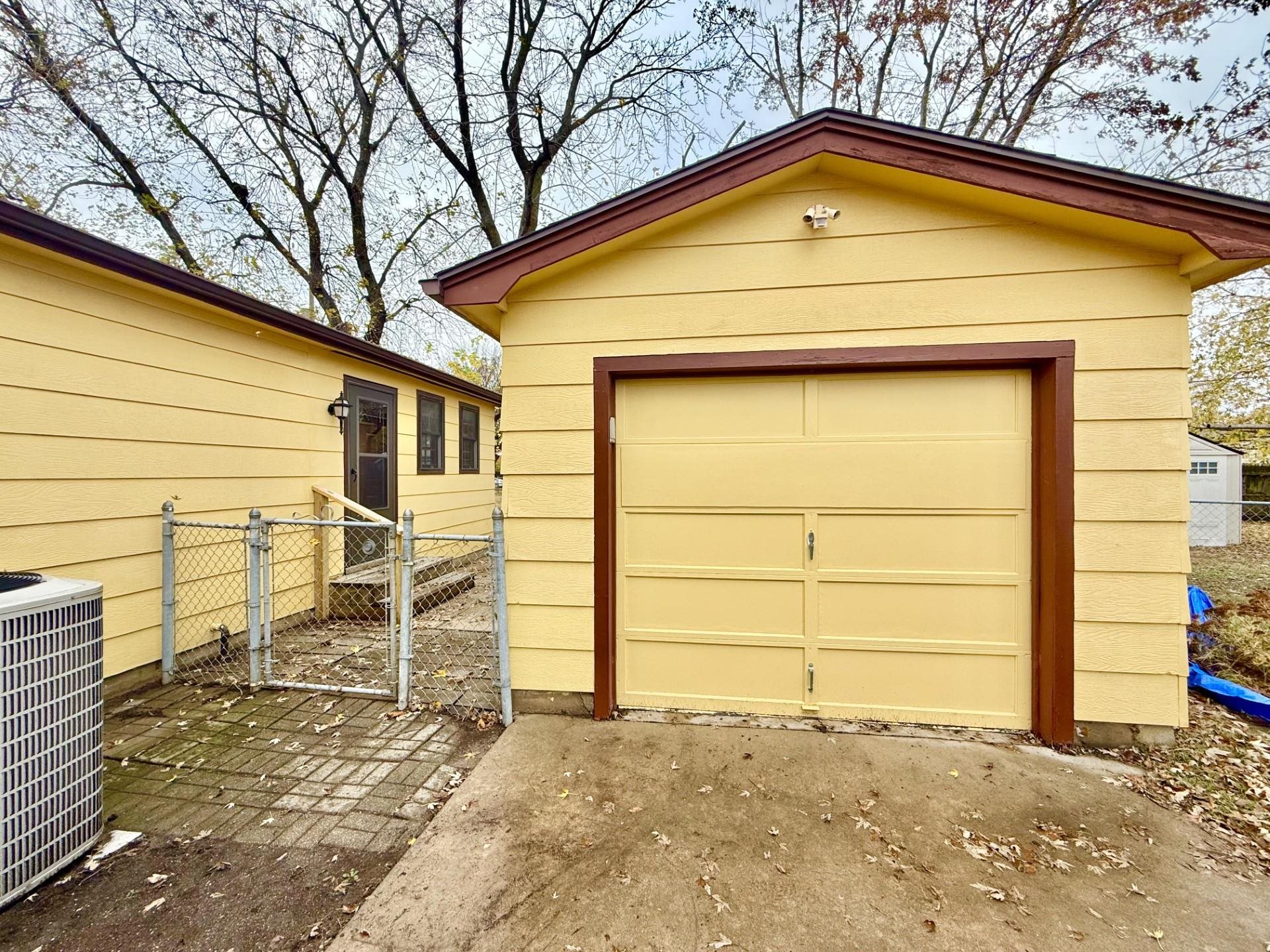 3235 S Gordon Avenue Wichita KS 67217