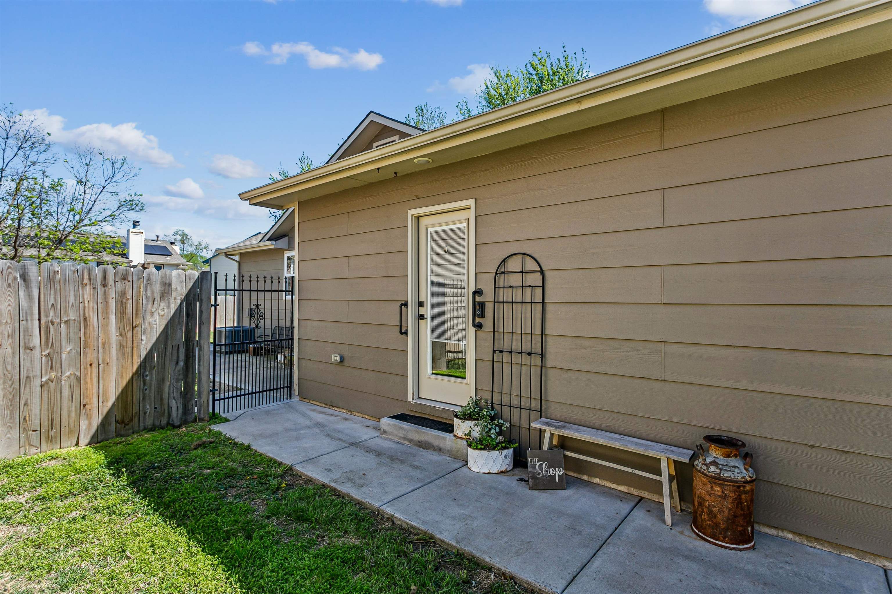 1444 N Chambers Street Wichita KS 67212