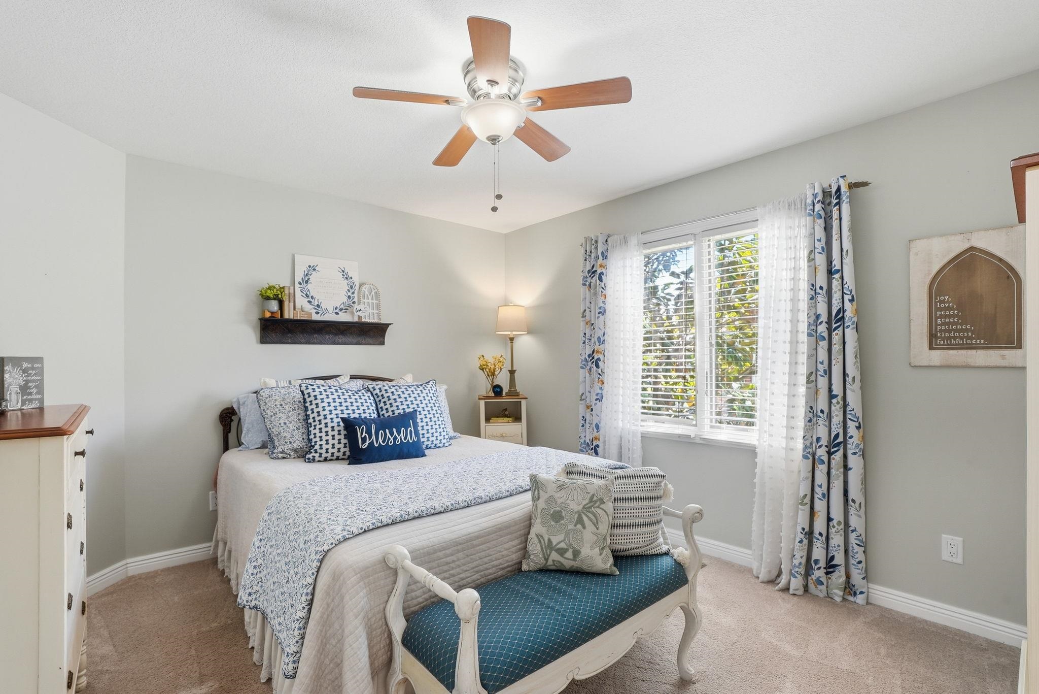 1230 S Threewood Wichita KS 67235