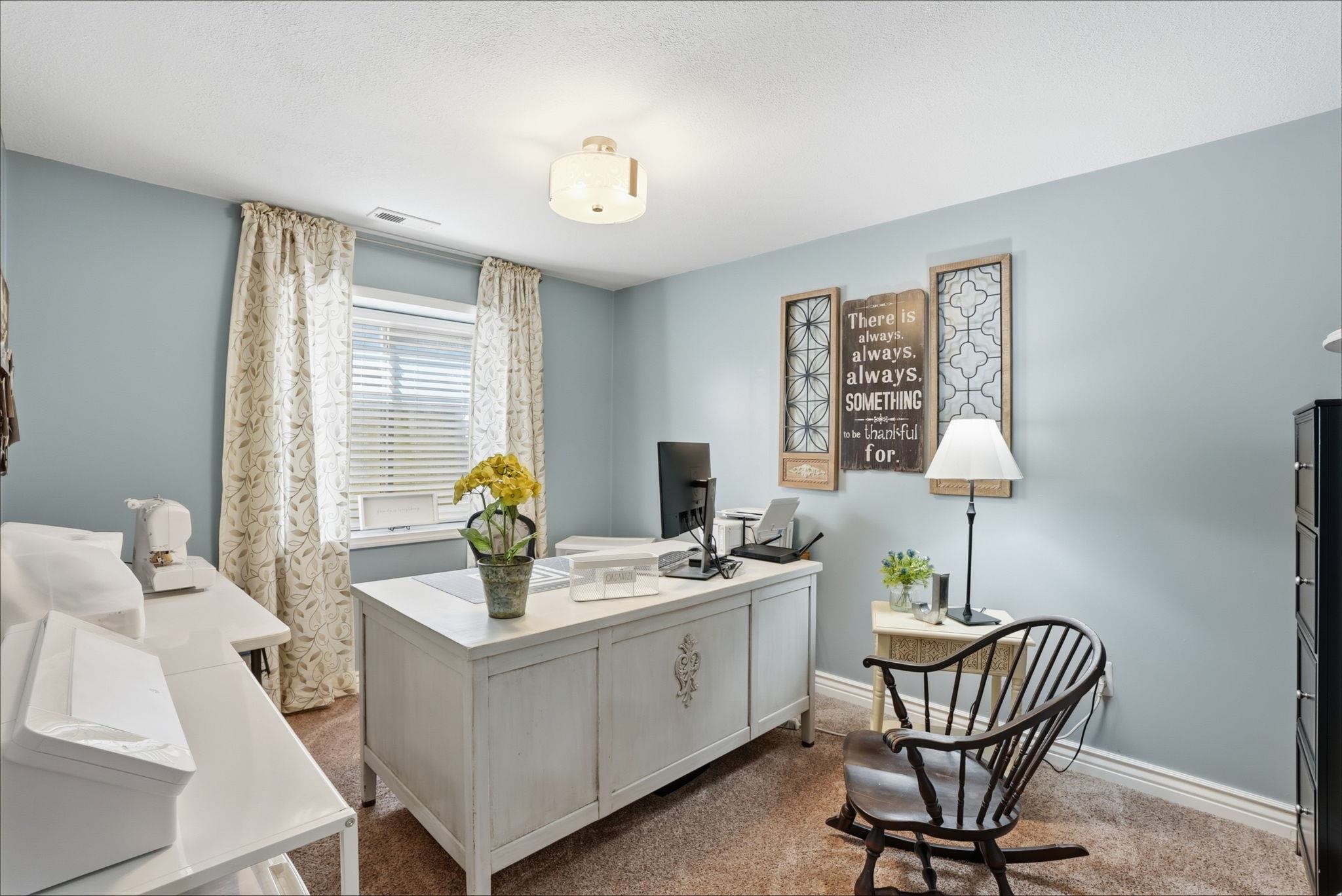 1230 S Threewood Wichita KS 67235