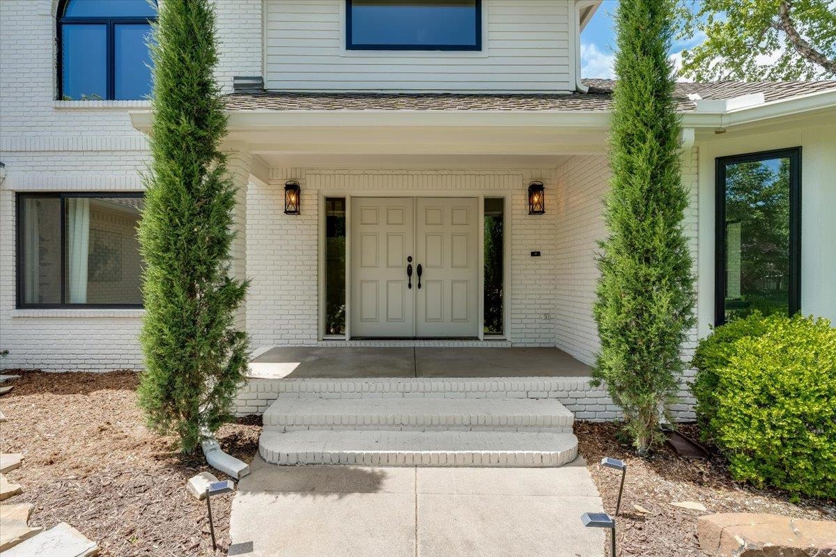 5 N Sandalwood Street Wichita KS 67230