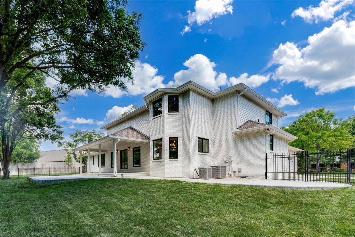 5 N Sandalwood Street Wichita KS 67230