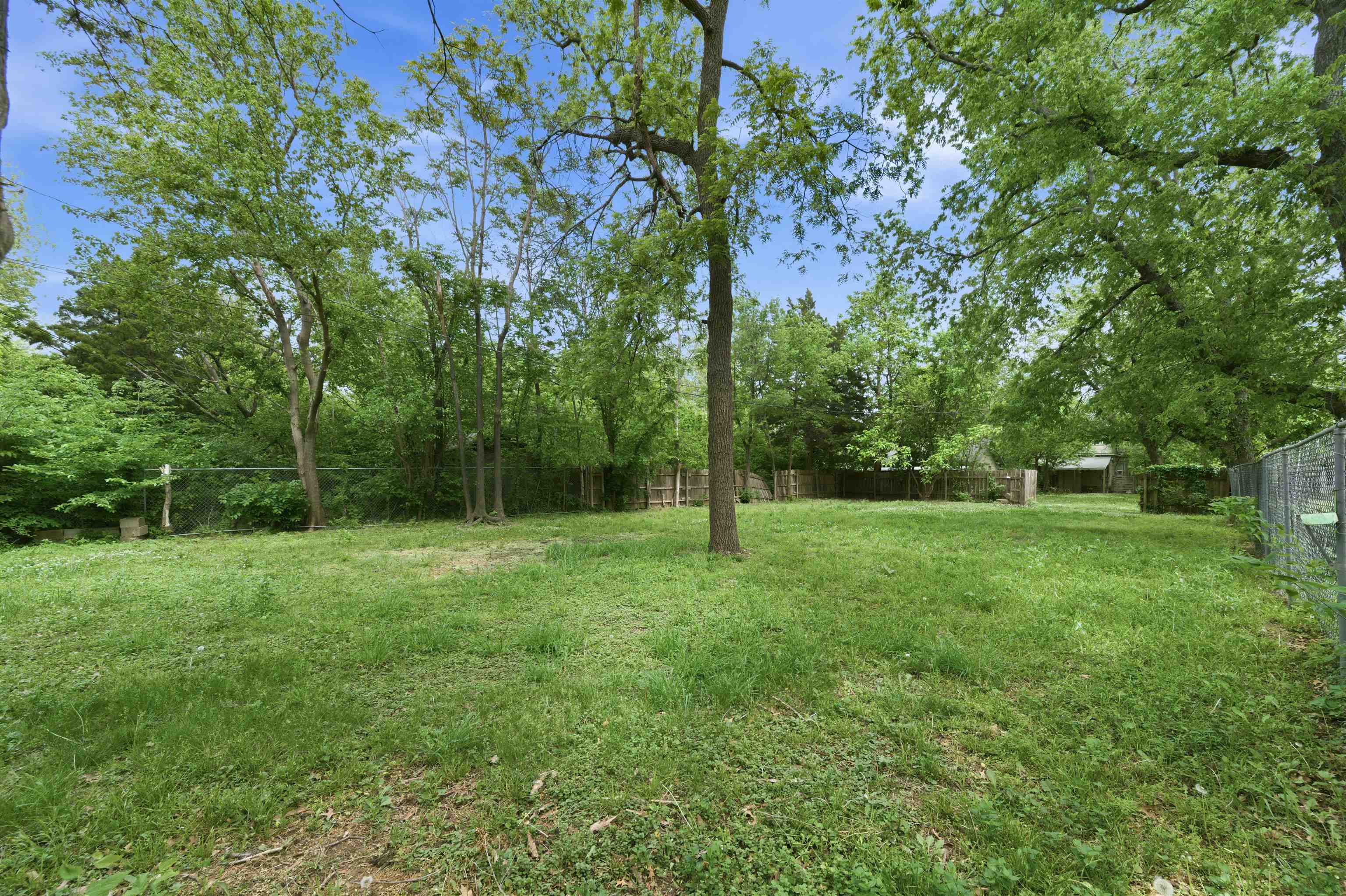1631 N Fairview Wichita KS 67203