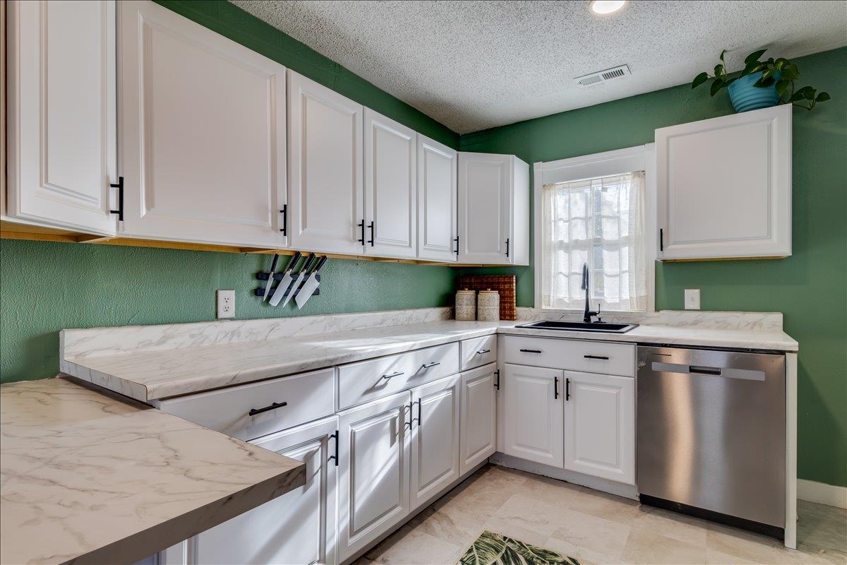 1926 S Bleckley Drive Wichita KS 67218