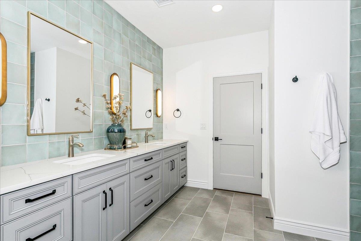 203 S Legacy Way Andover KS 67002