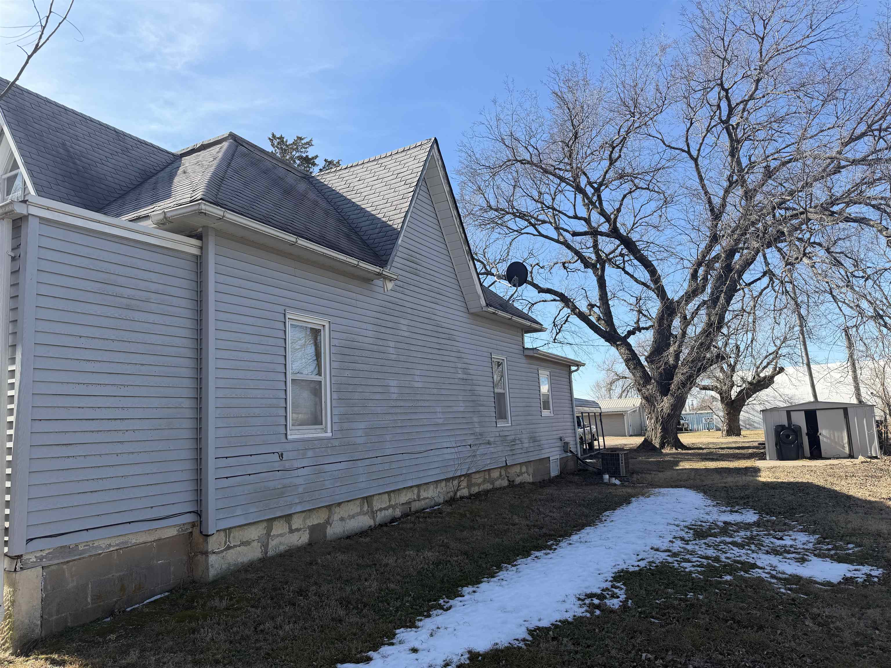 1402 W 6th Avenue El Dorado KS 67042