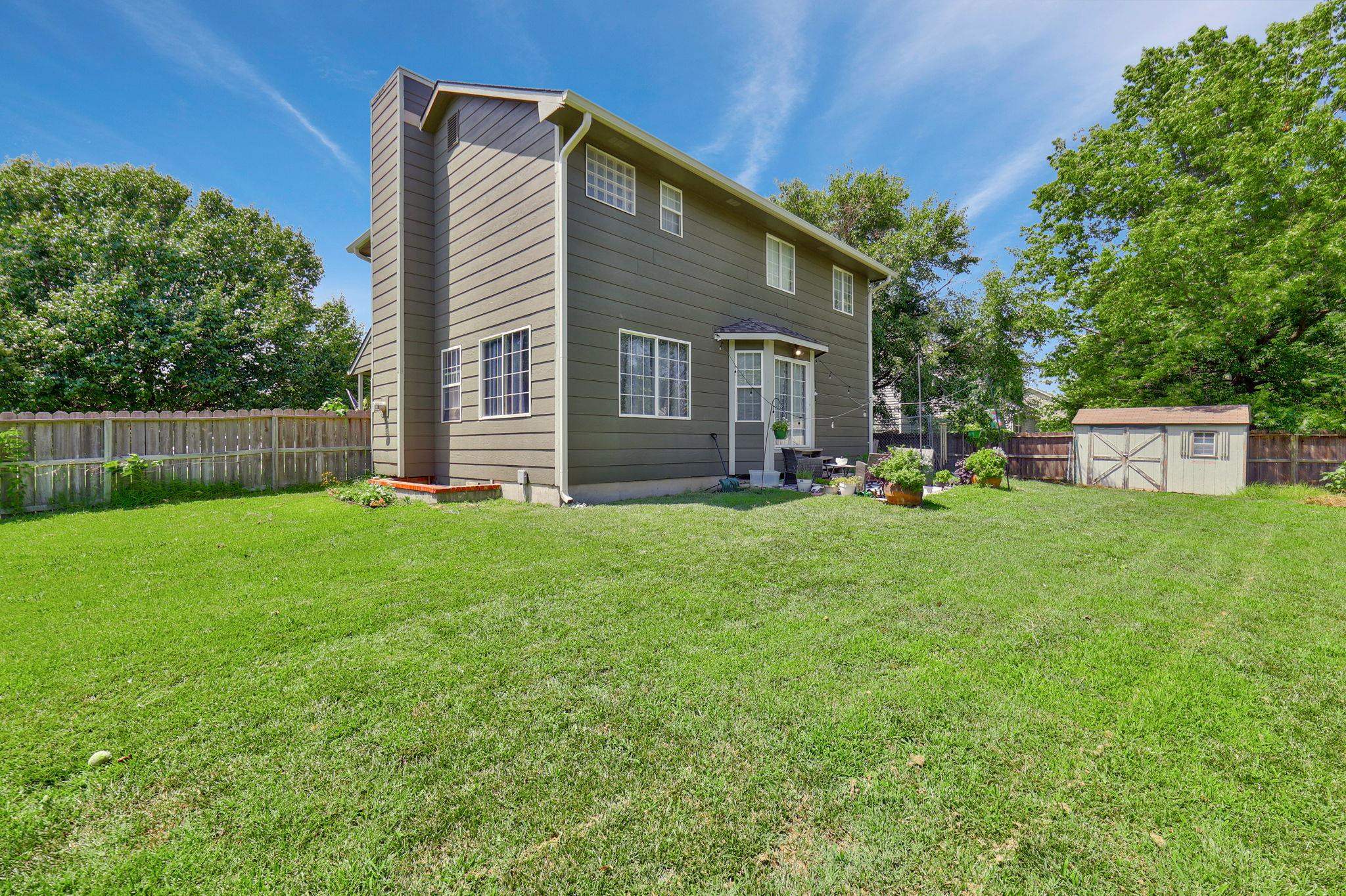 1918 N Pineview Drive Andover KS 67002