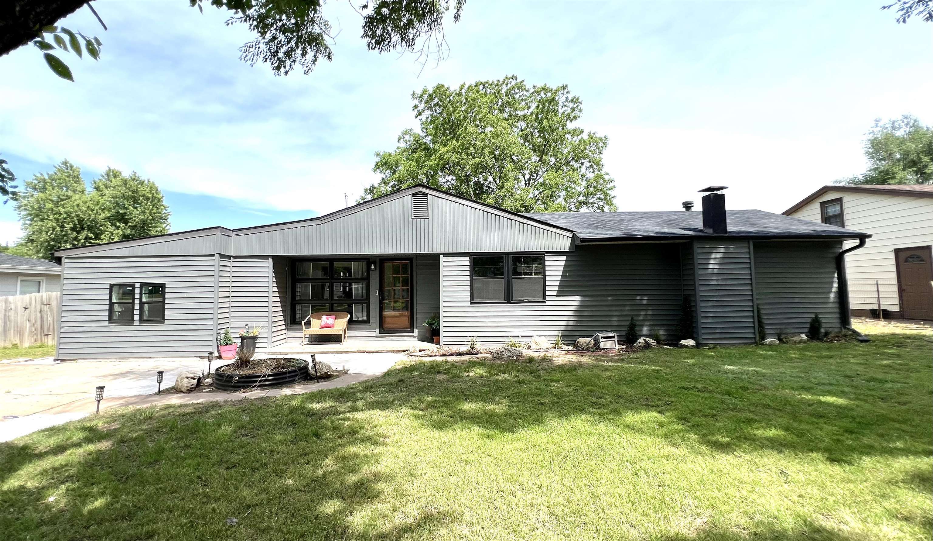 1124 N 7th Arkansas City KS 67005