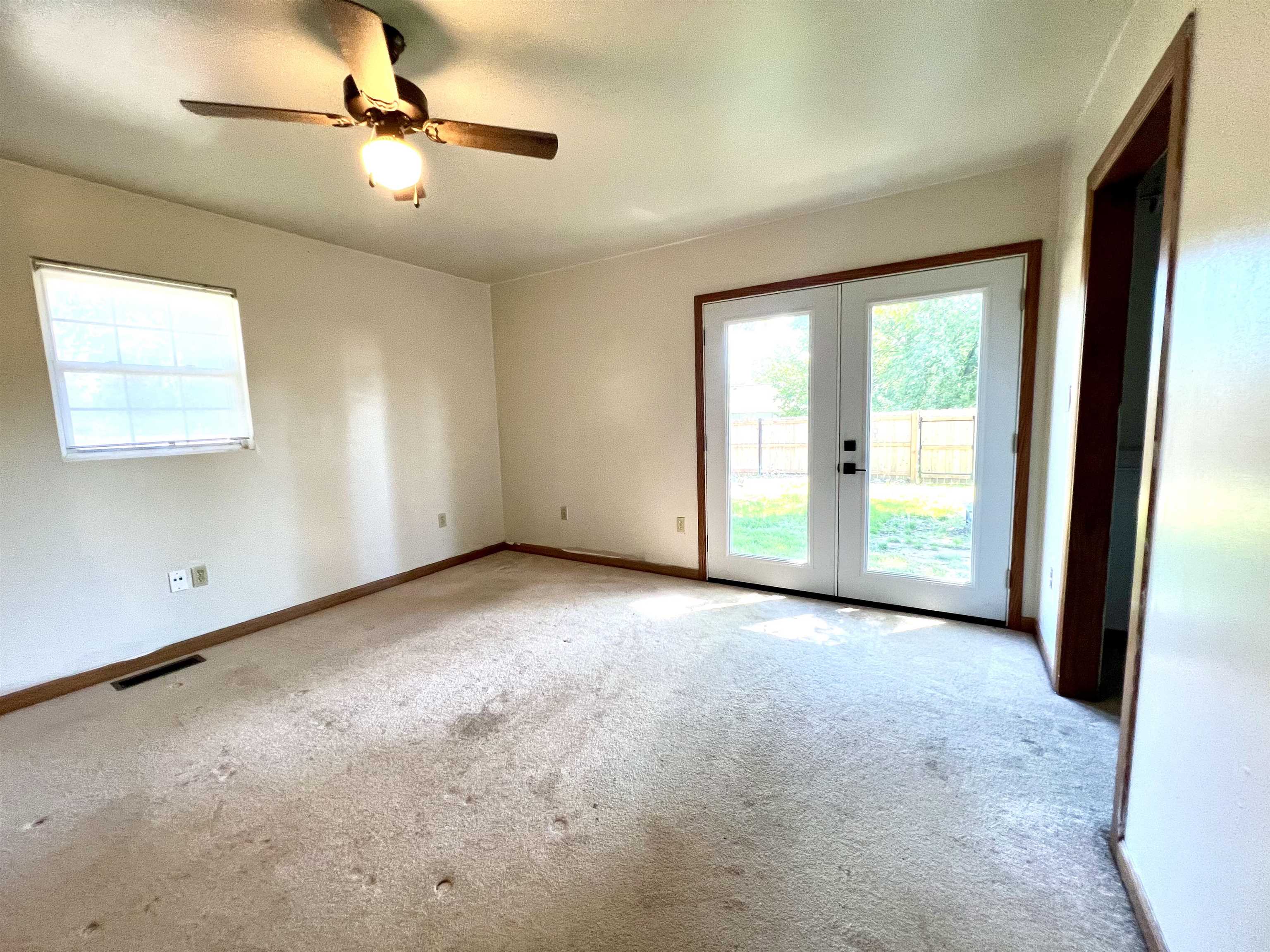 1124 N 7th Arkansas City KS 67005