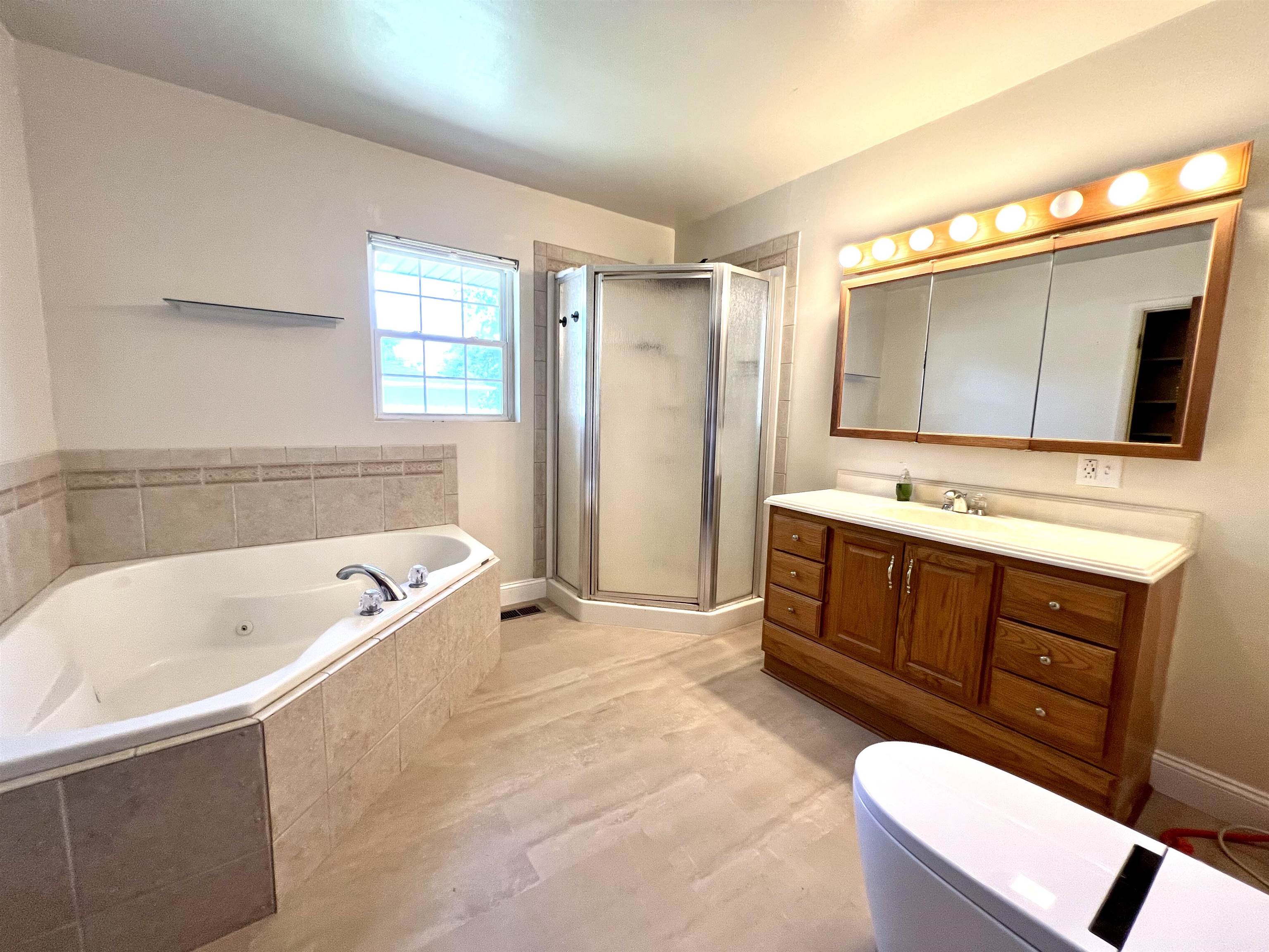 1124 N 7th Arkansas City KS 67005