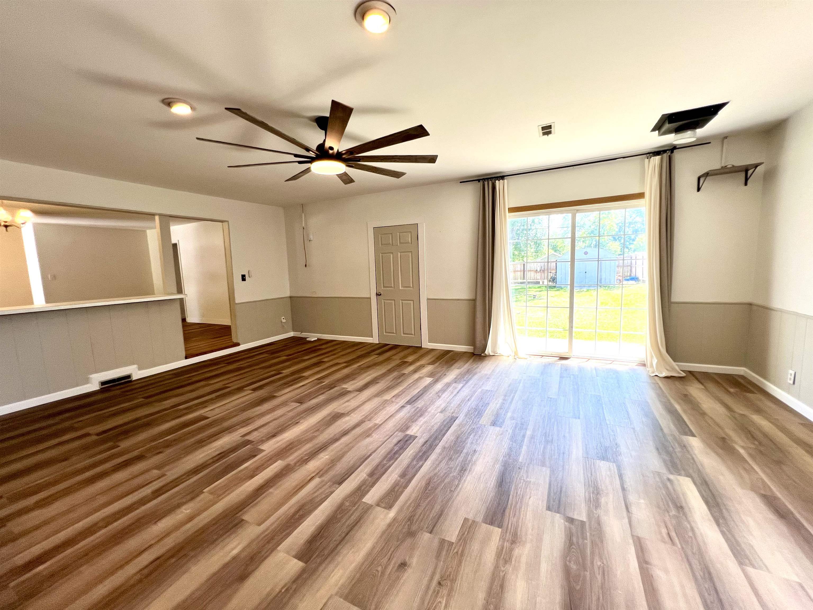1124 N 7th Arkansas City KS 67005