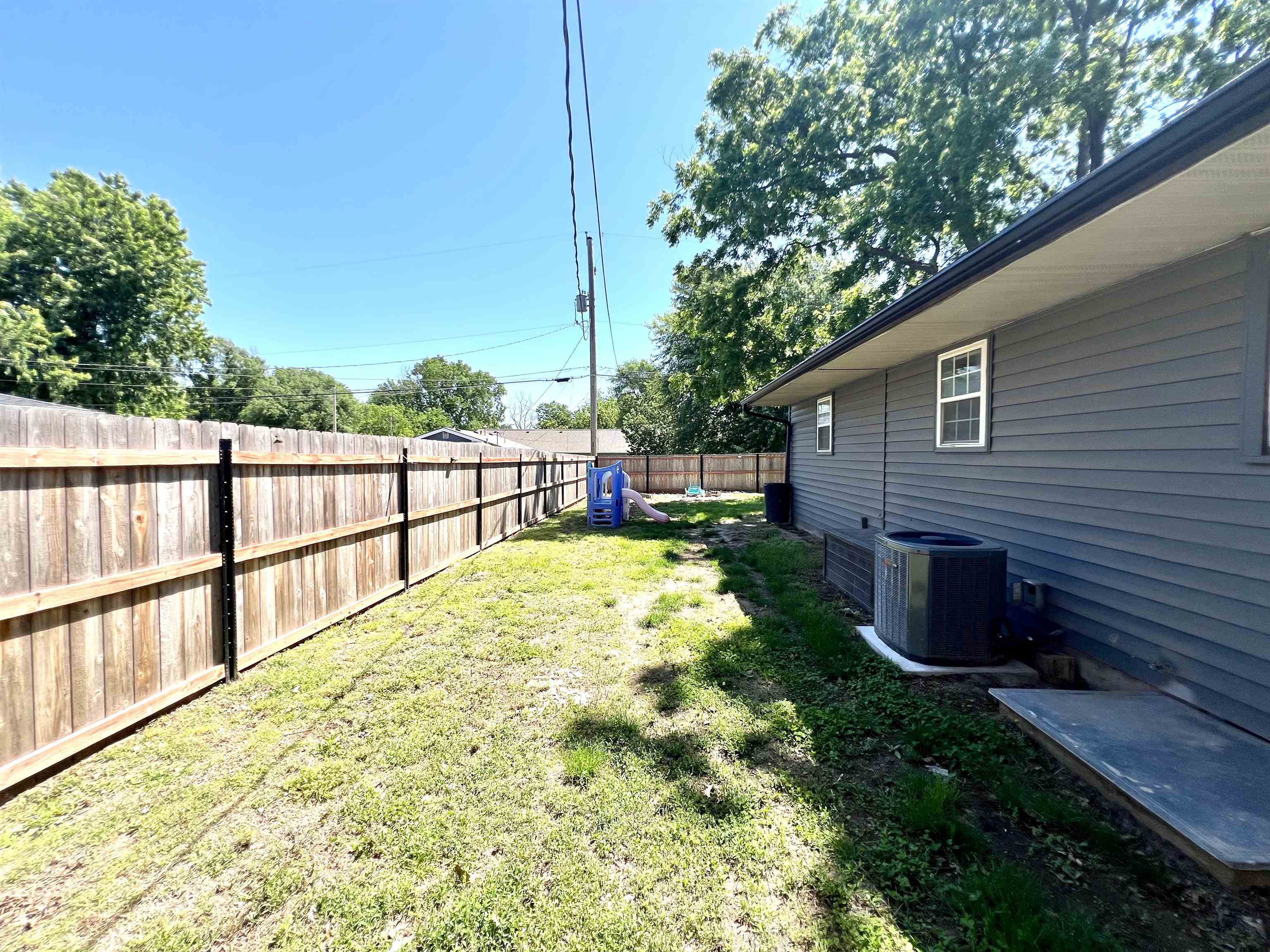 1124 N 7th Arkansas City KS 67005