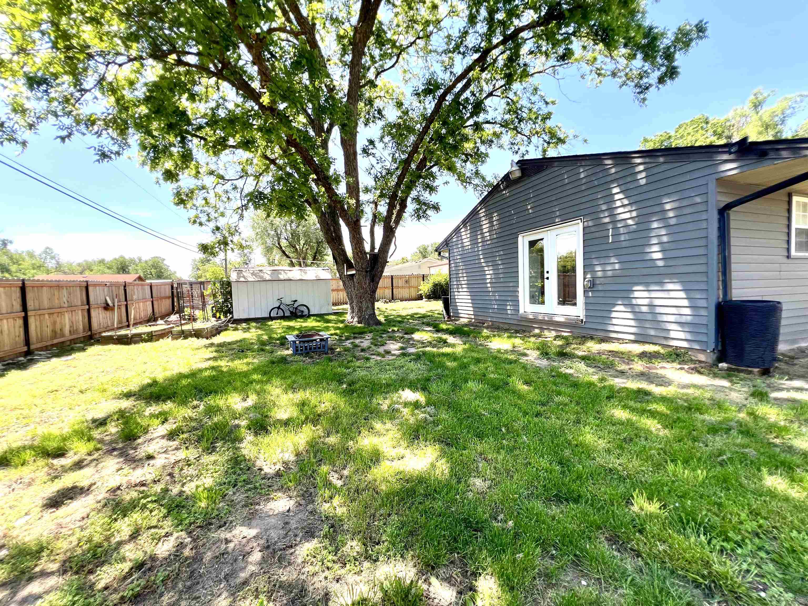 1124 N 7th Arkansas City KS 67005