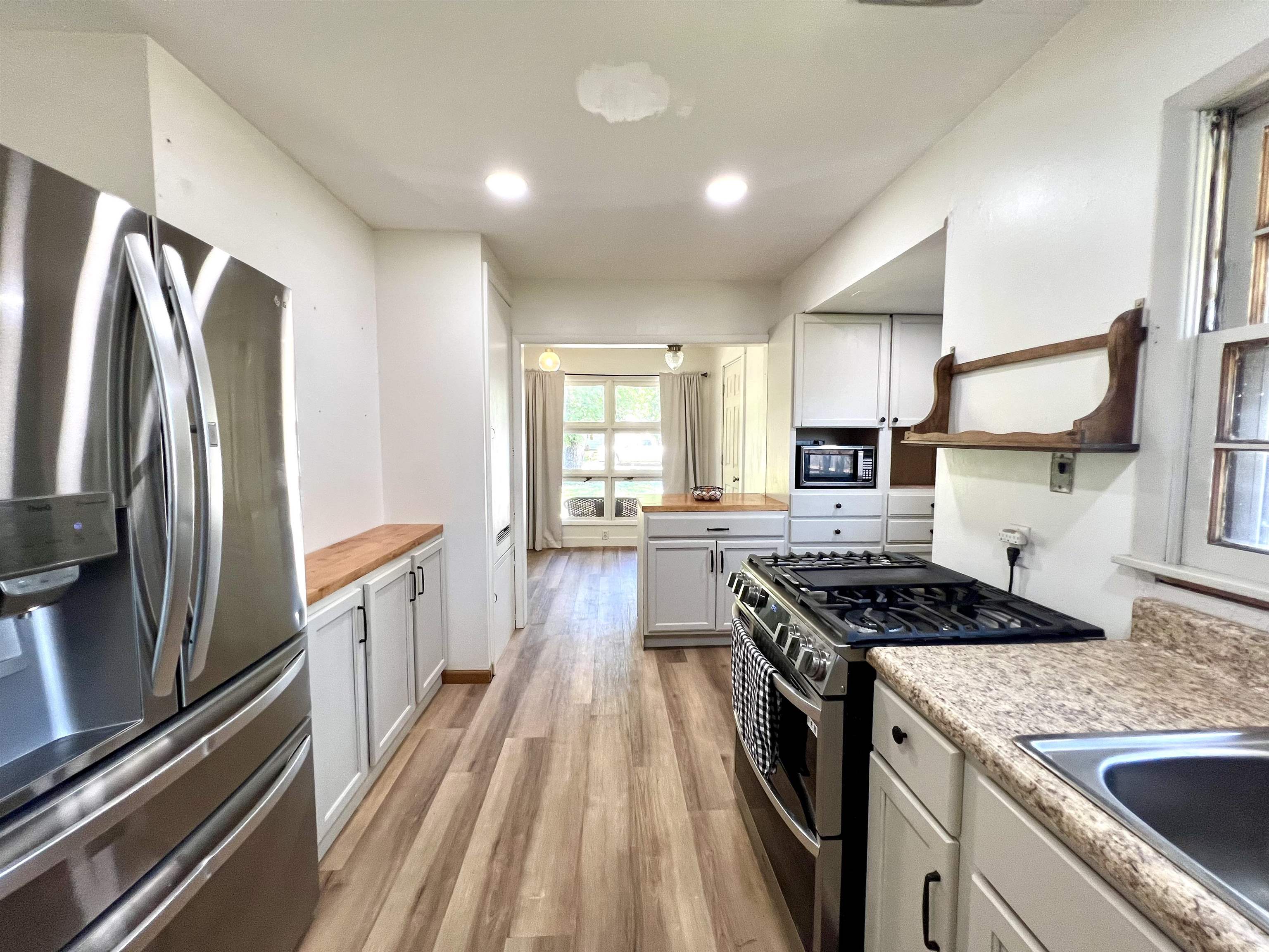 1124 N 7th Arkansas City KS 67005