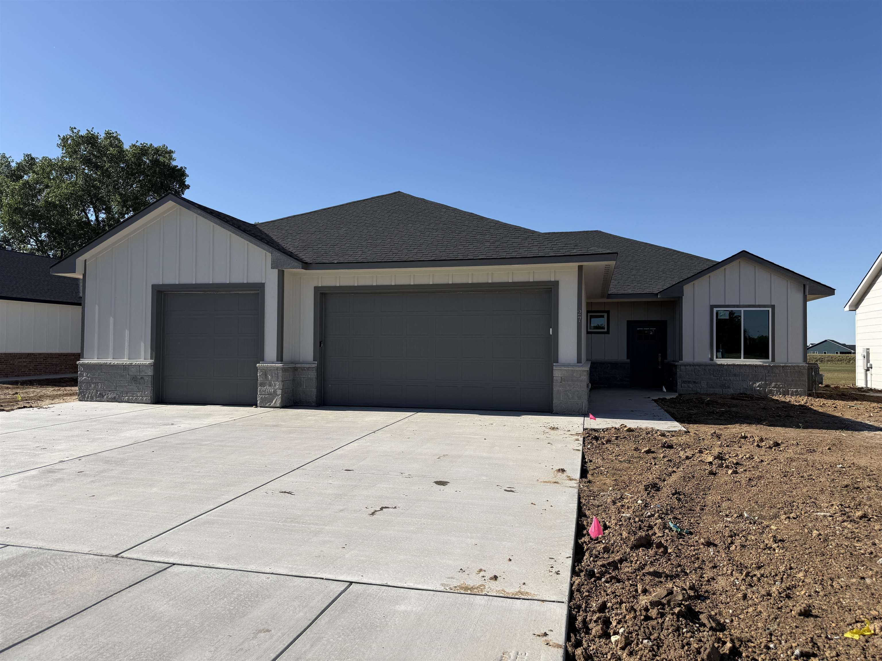 27 Kingdom Court Goddard KS 67052