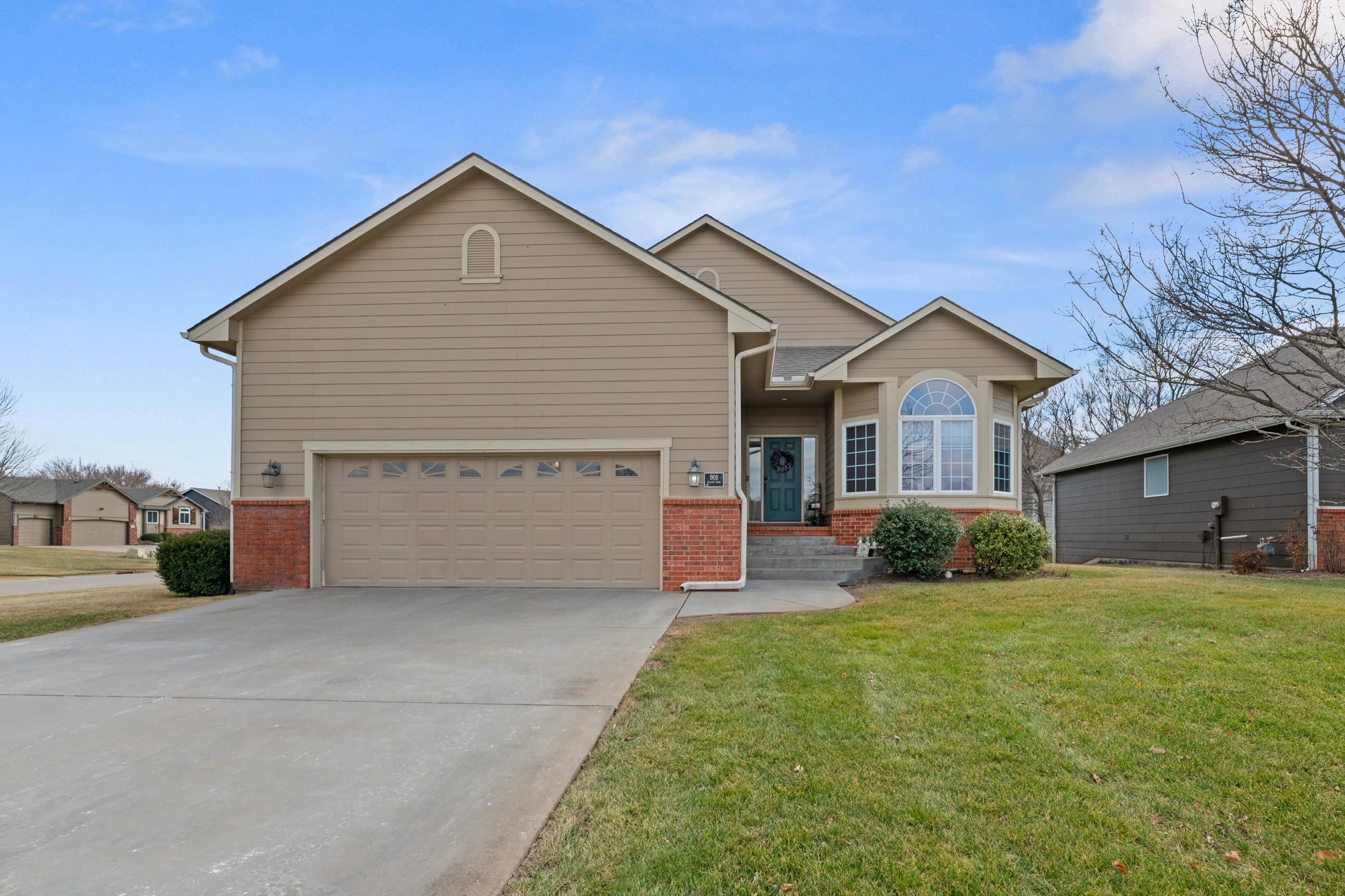 901 W Willow Creek Street Valley Center KS 67147