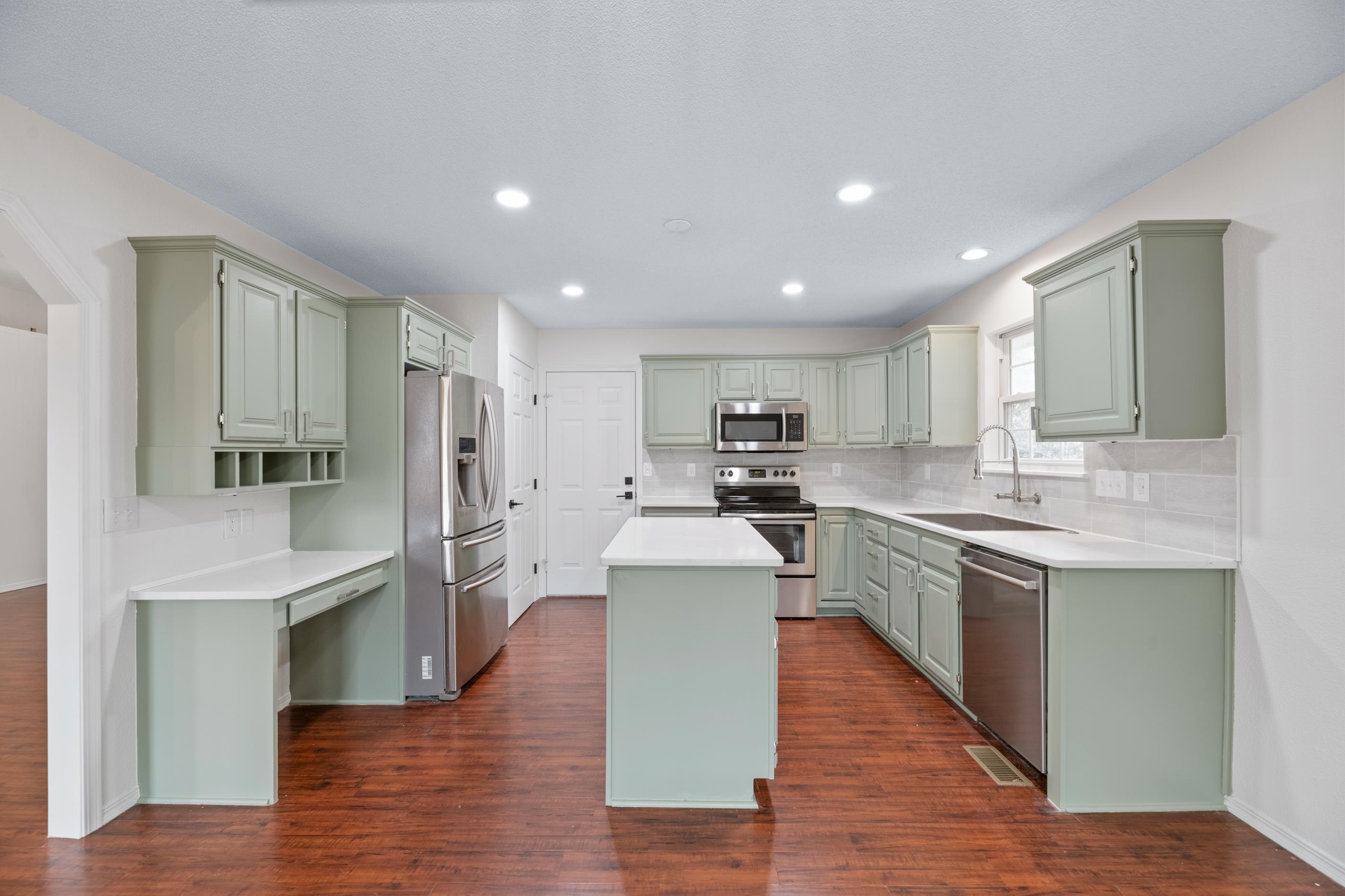 814 Rushwood Court Augusta KS 67010