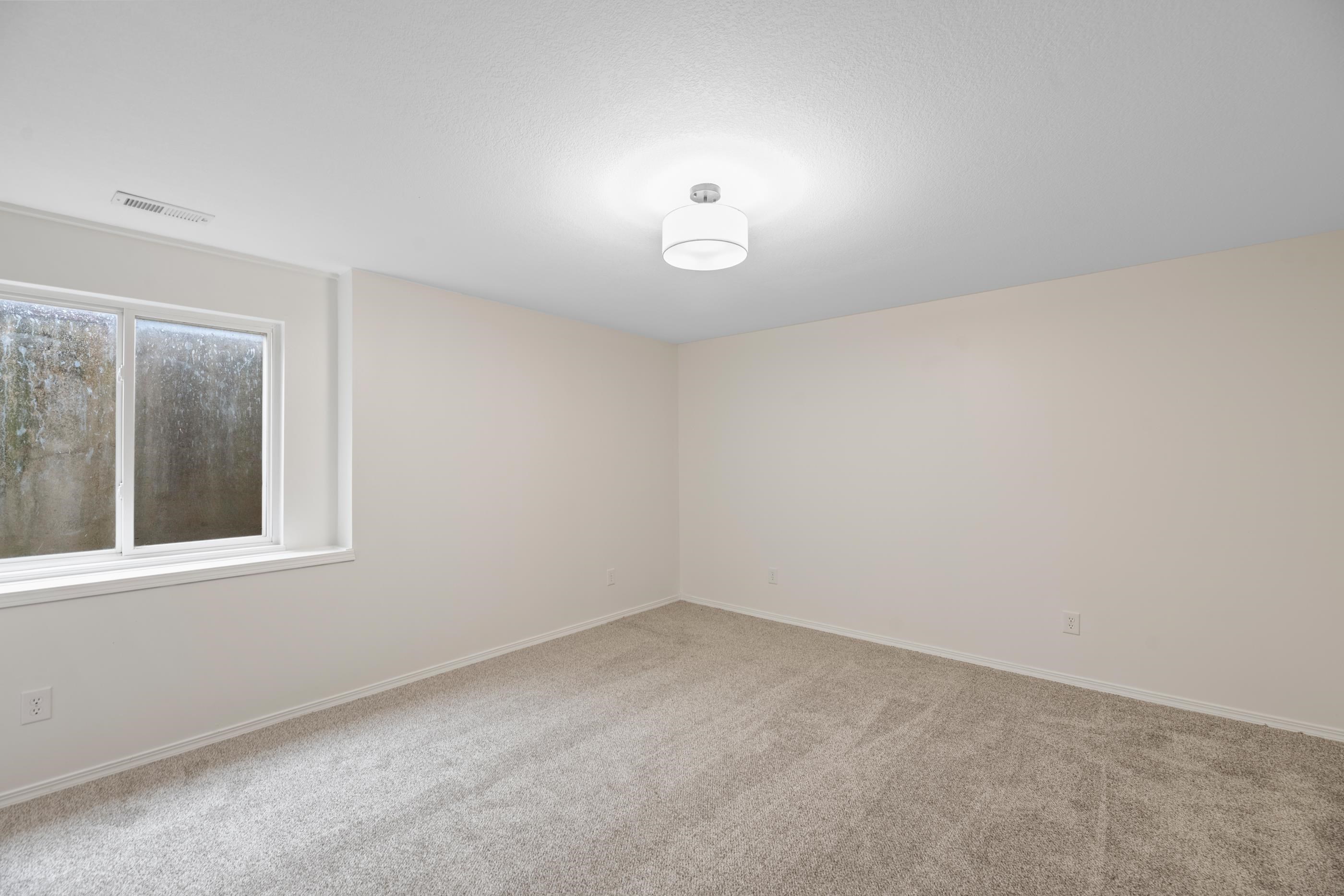 814 Rushwood Court Augusta KS 67010