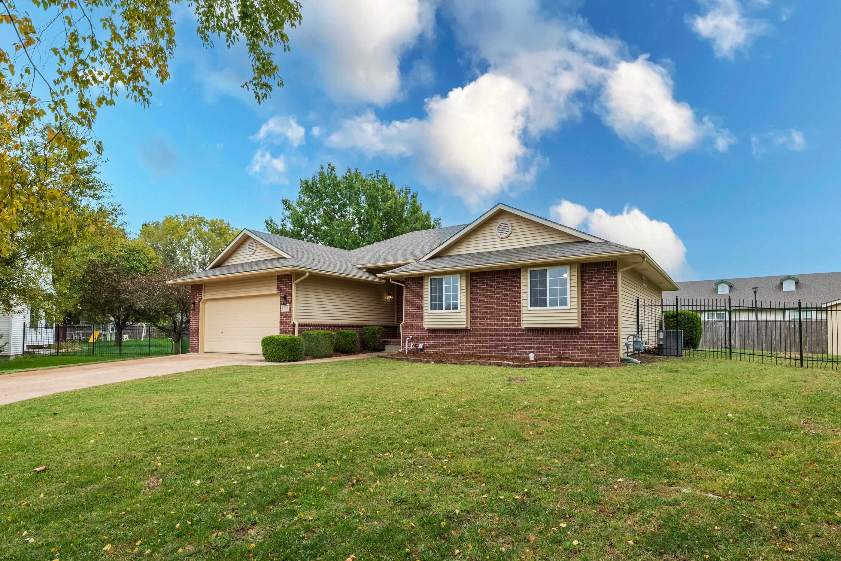 814 Rushwood Court Augusta KS 67010