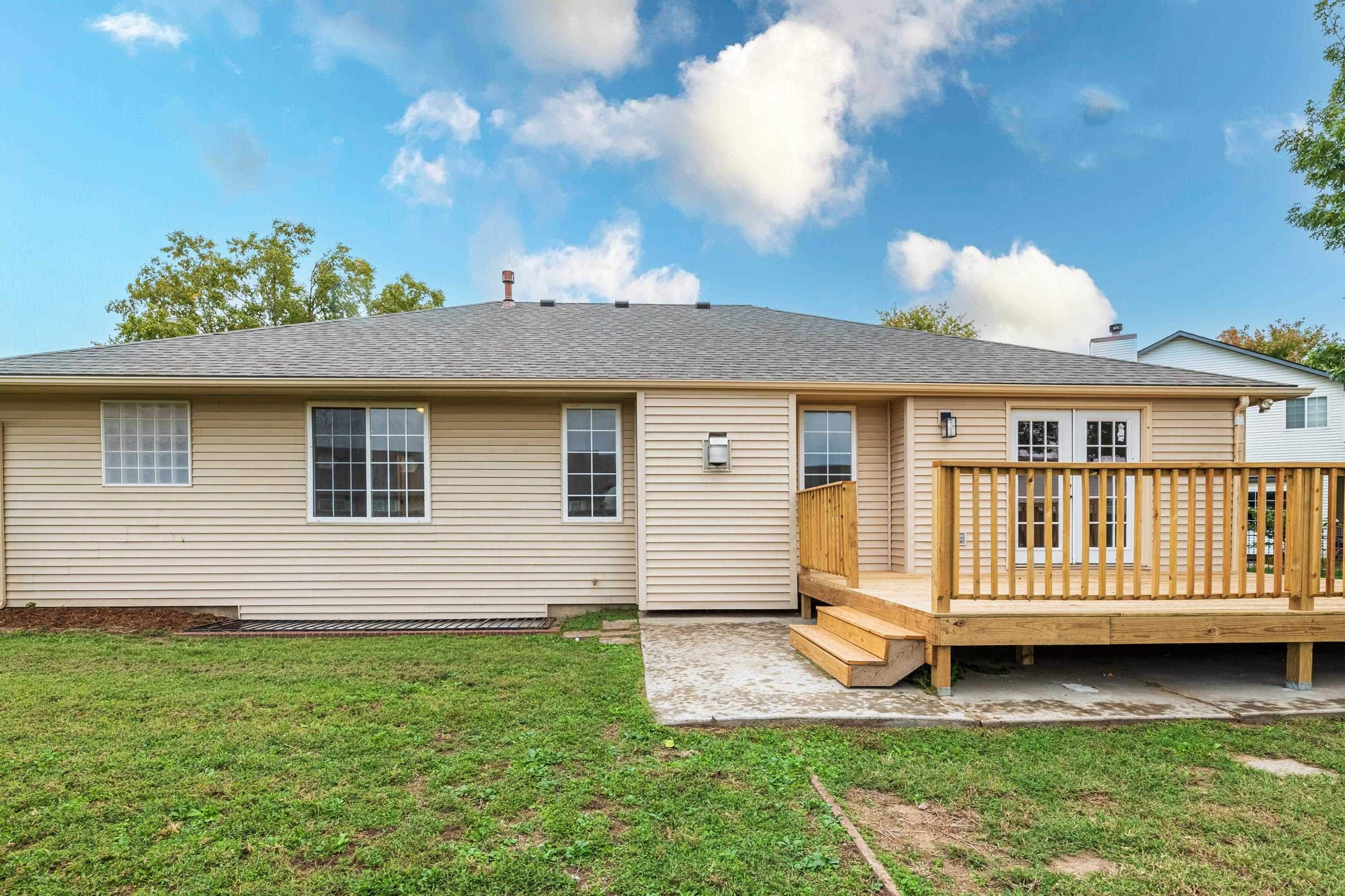 814 Rushwood Court Augusta KS 67010