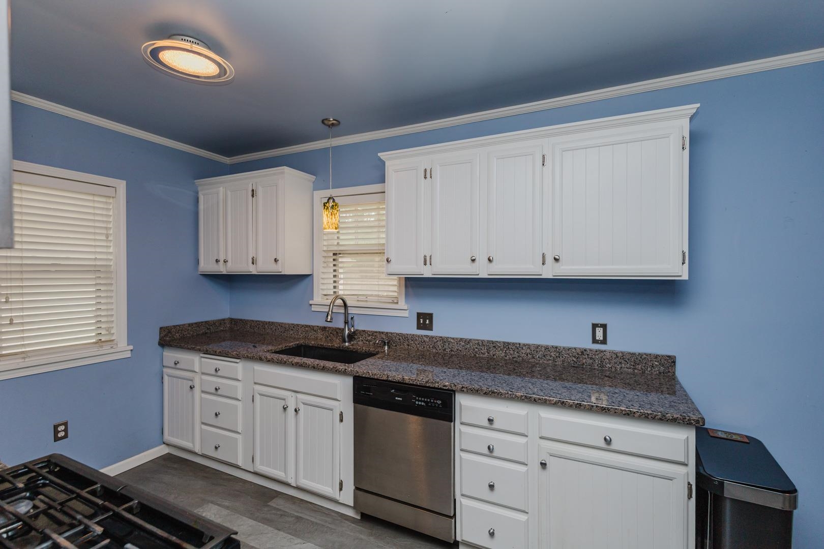 145 N Old Manor Wichita KS 67208