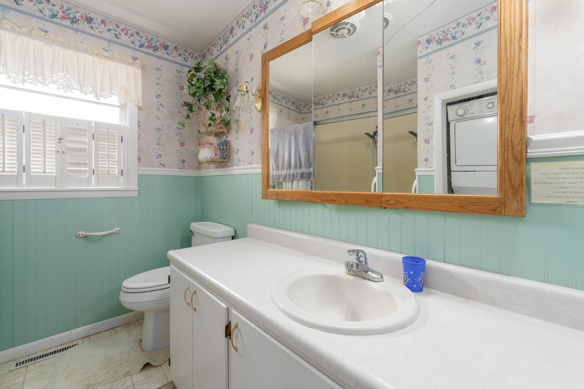 1912 Walnut Street Harper KS 67058